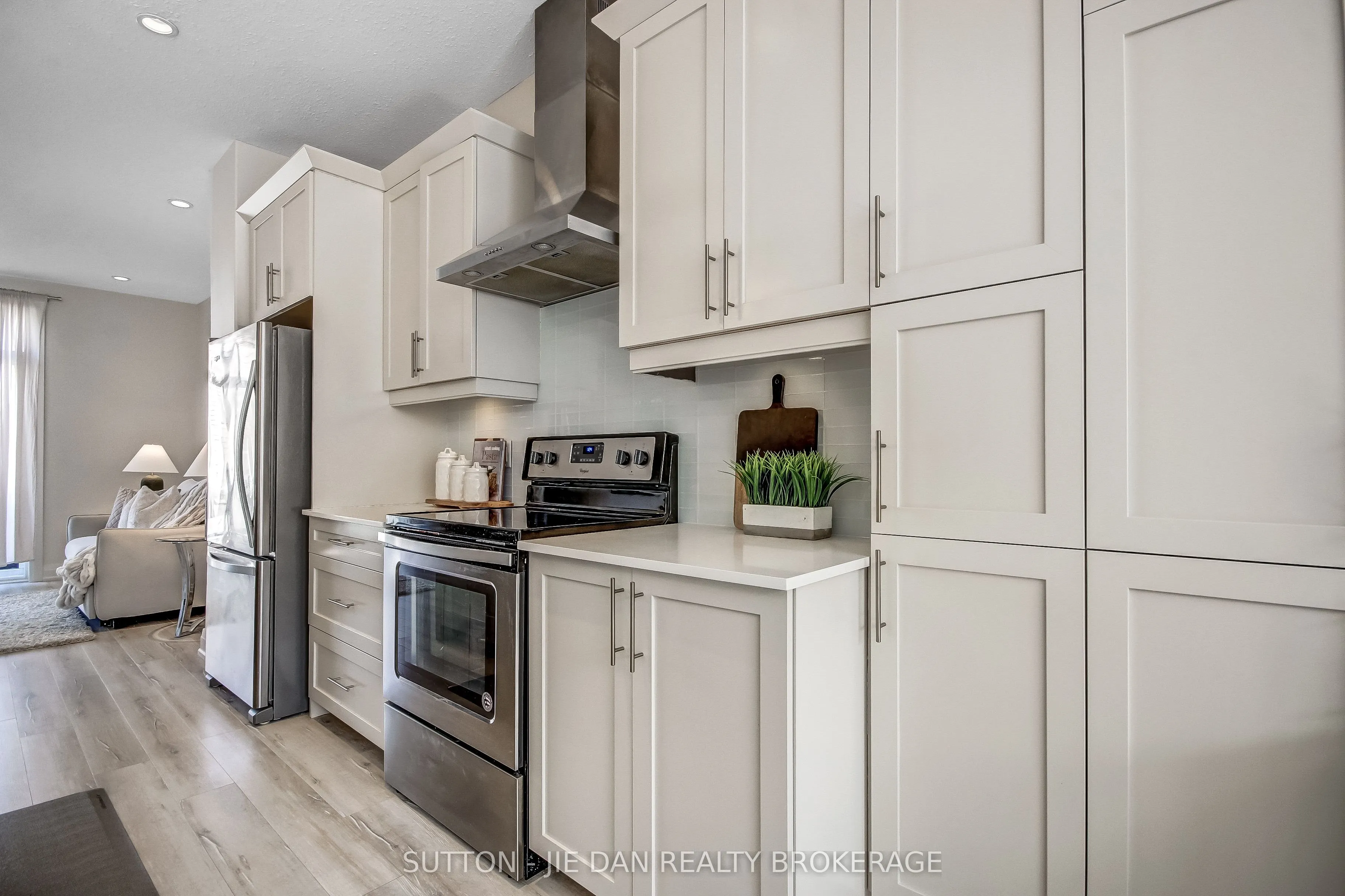 3025 SINGLETON Avenue #78