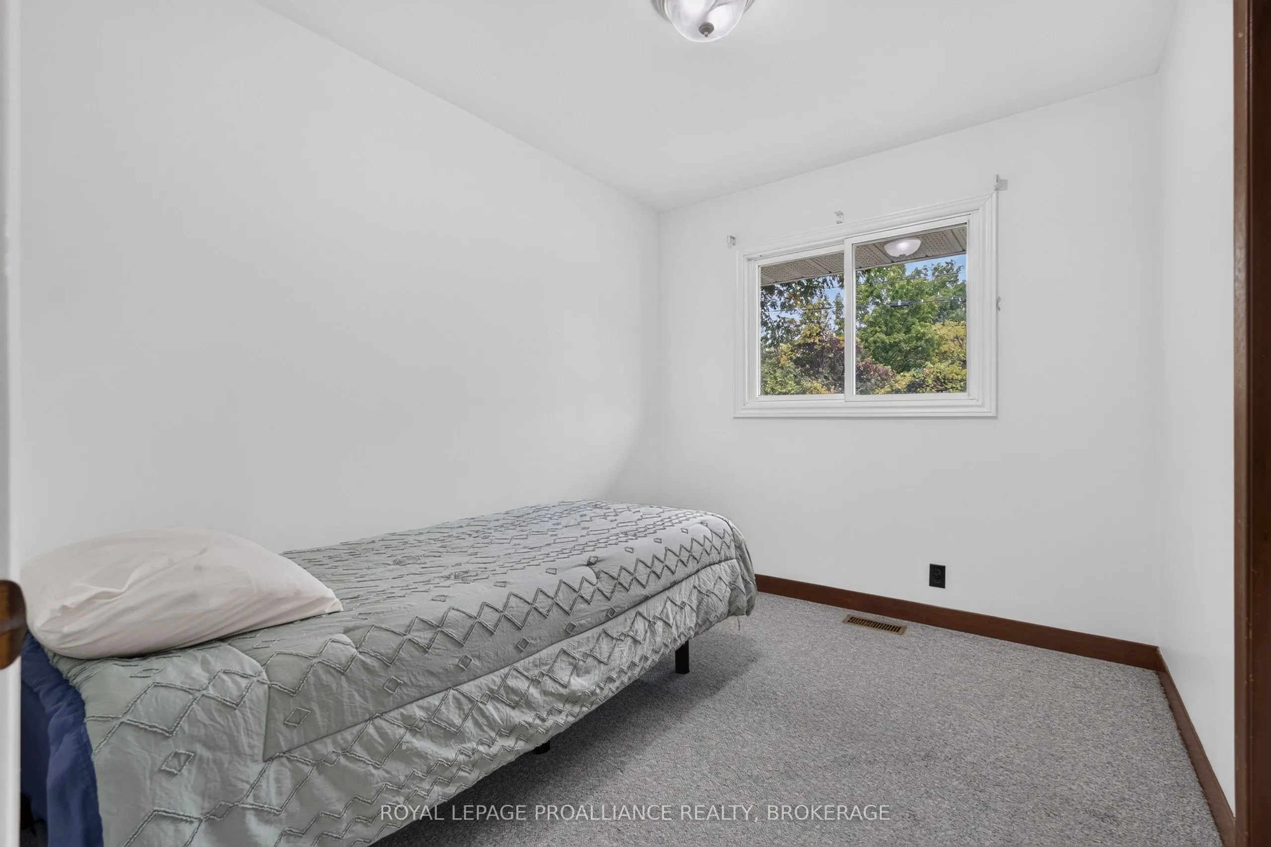 935 McKnight Road