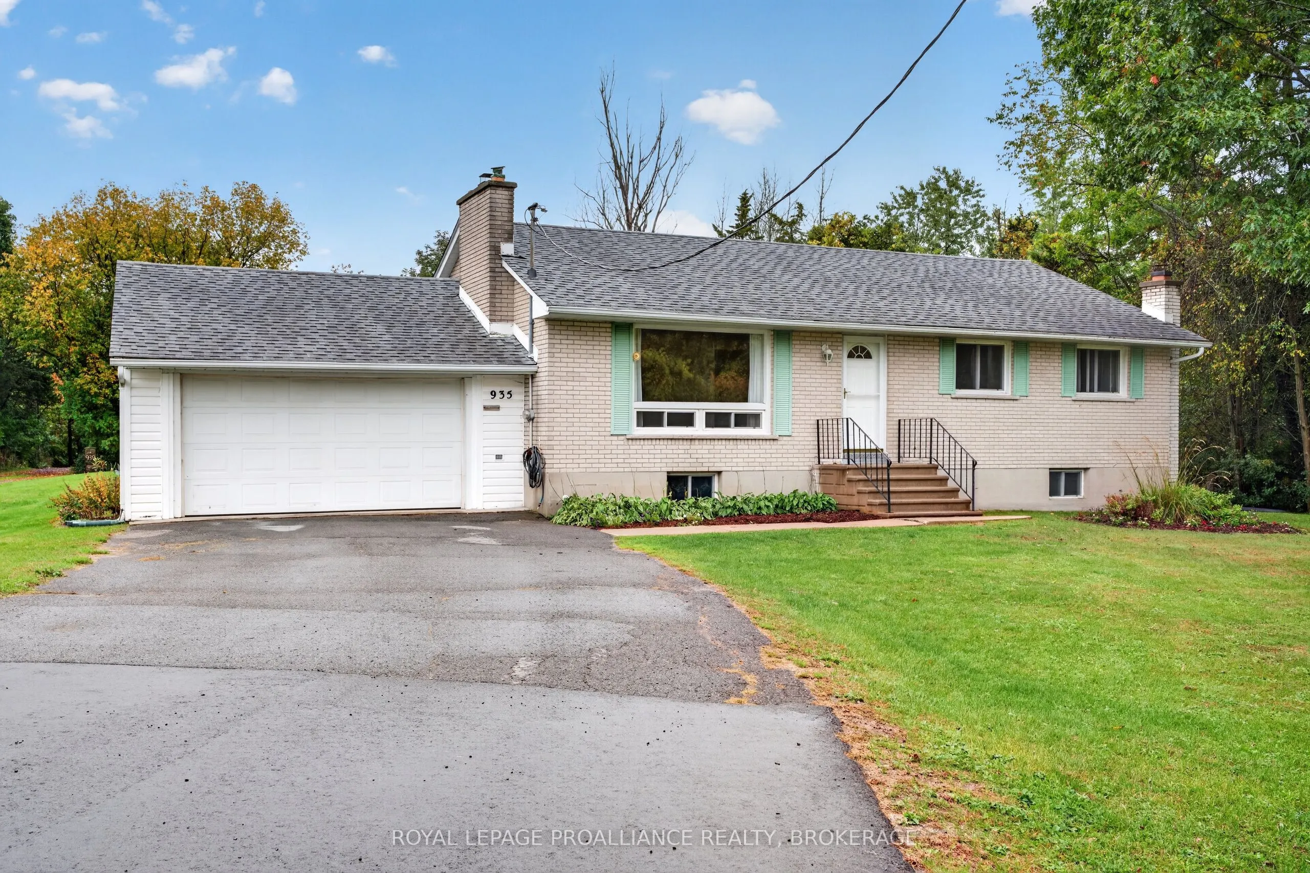 935 McKnight Road