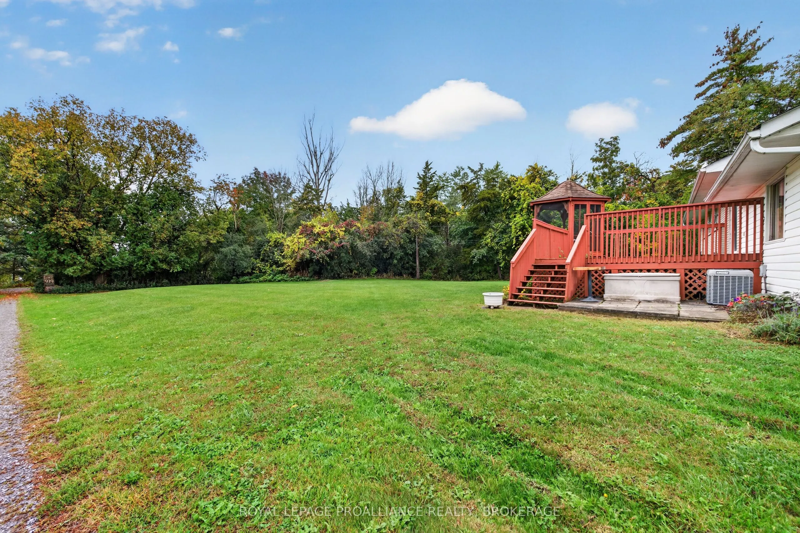 935 McKnight Road