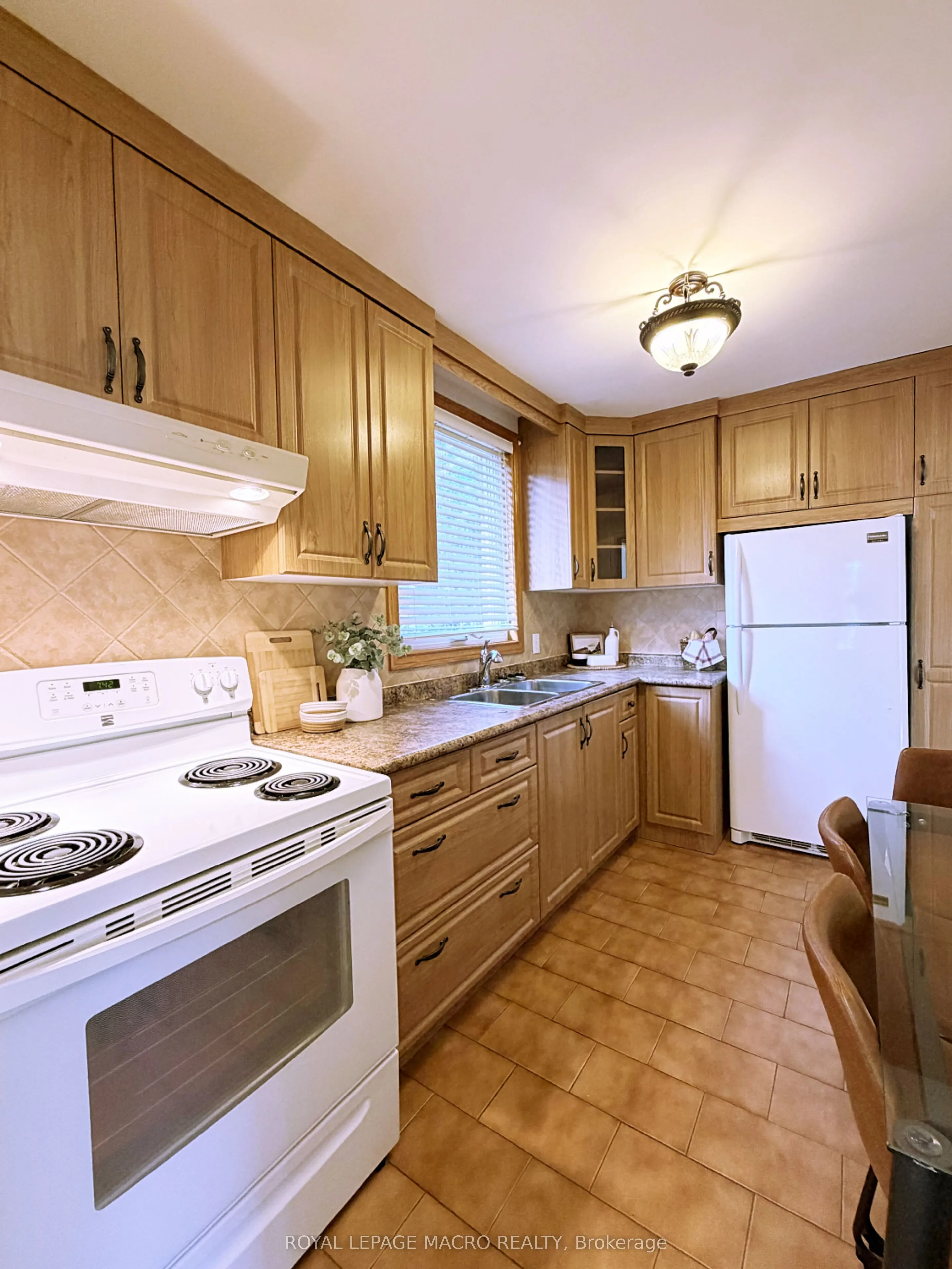 184 East 35th Street