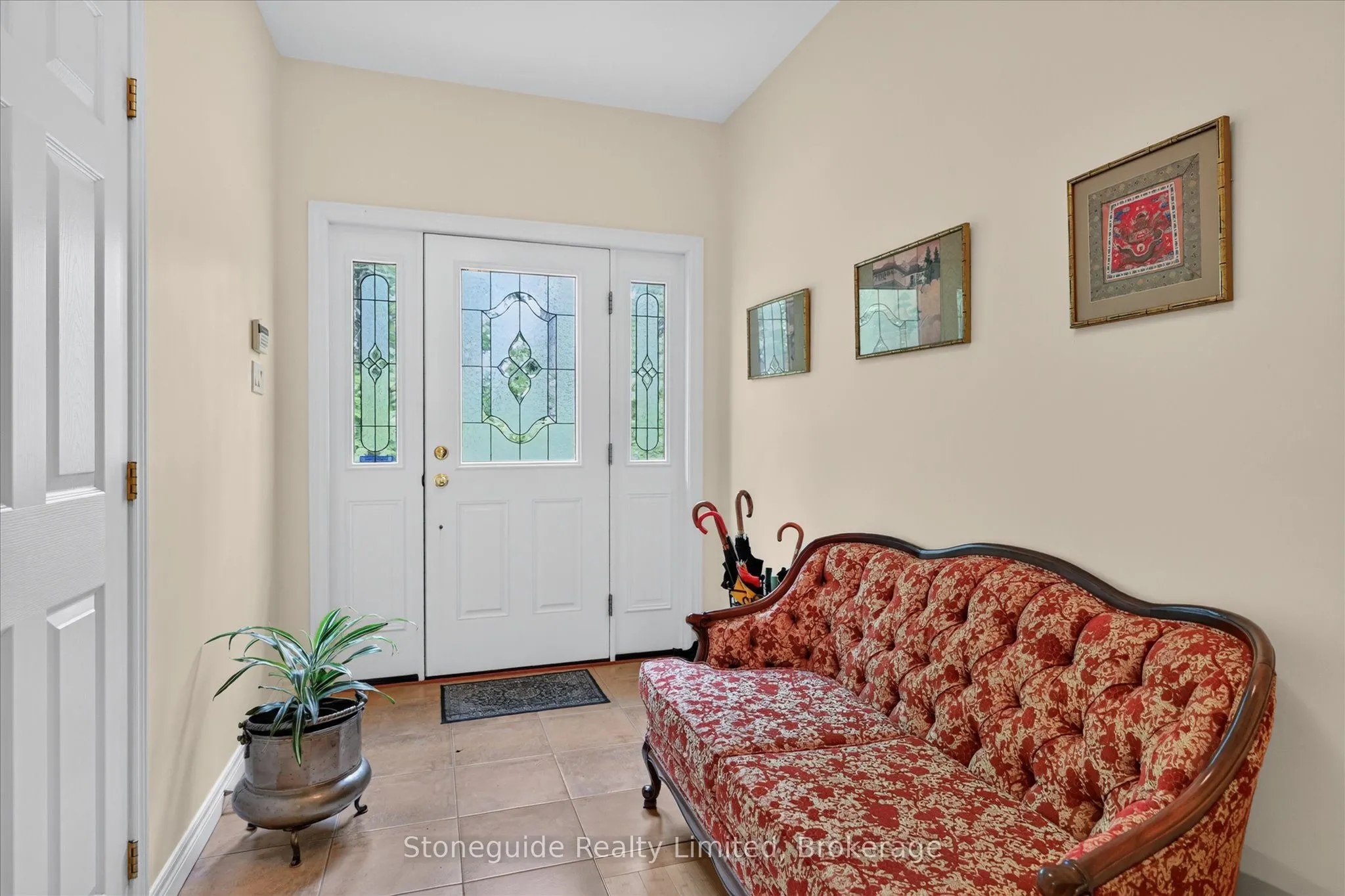 761 Cedarhurst Drive