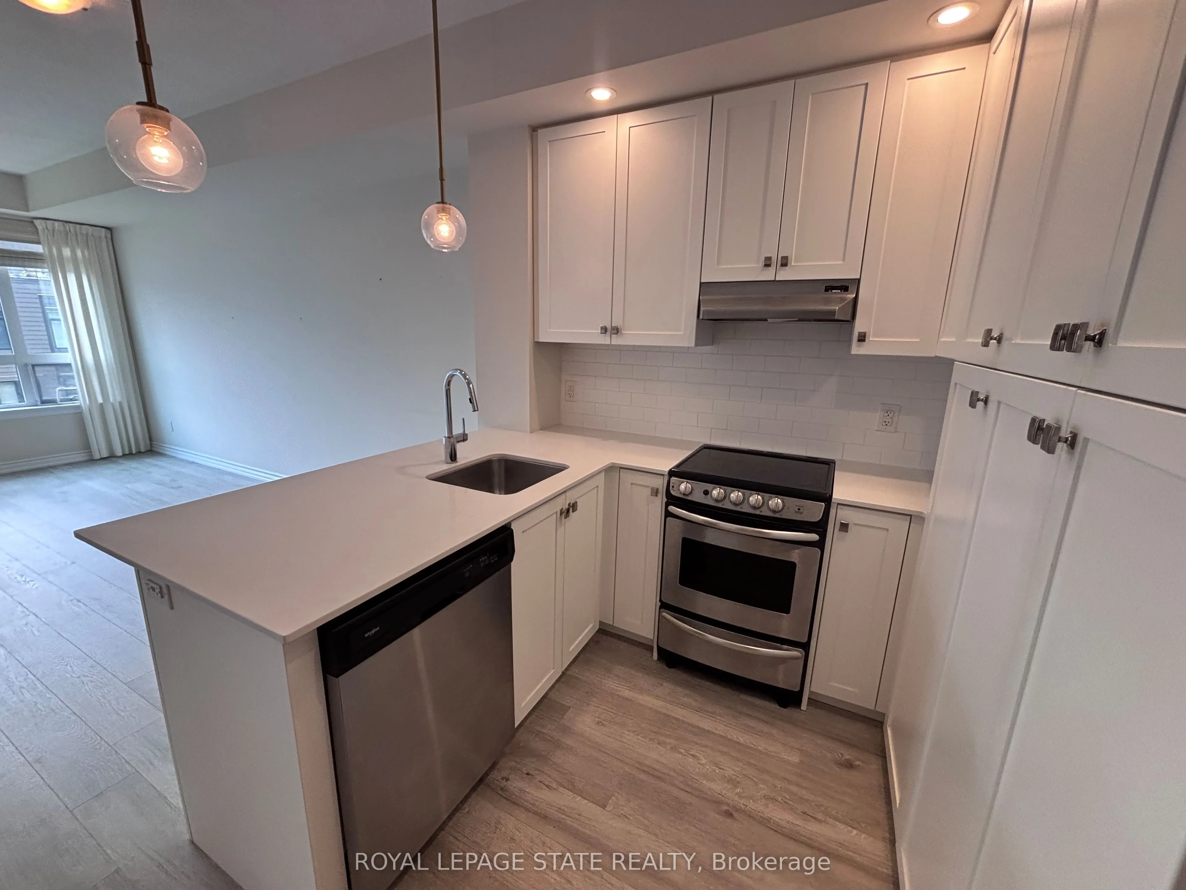 40 Esplanade Lane #309