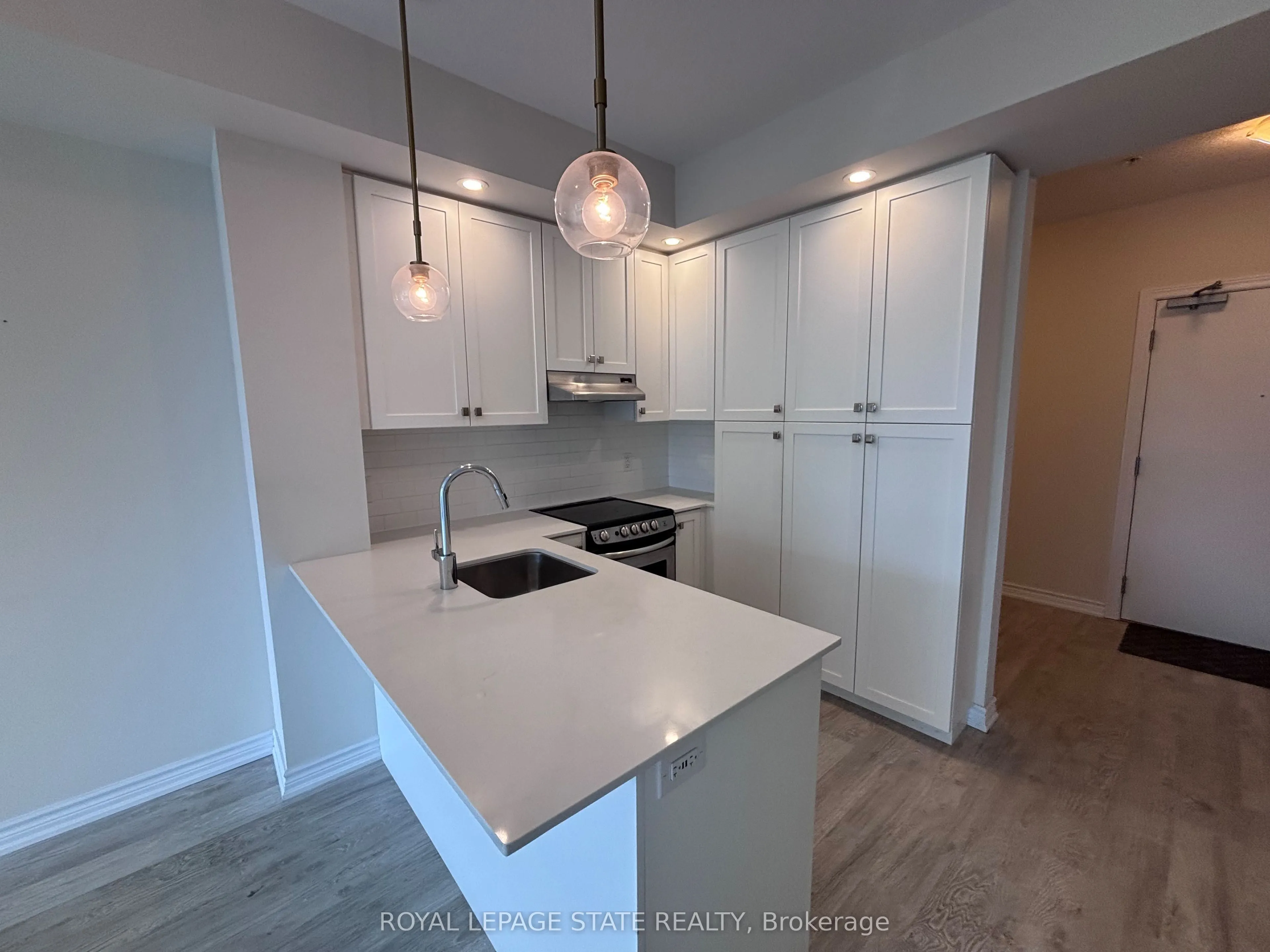 40 Esplanade Lane #309