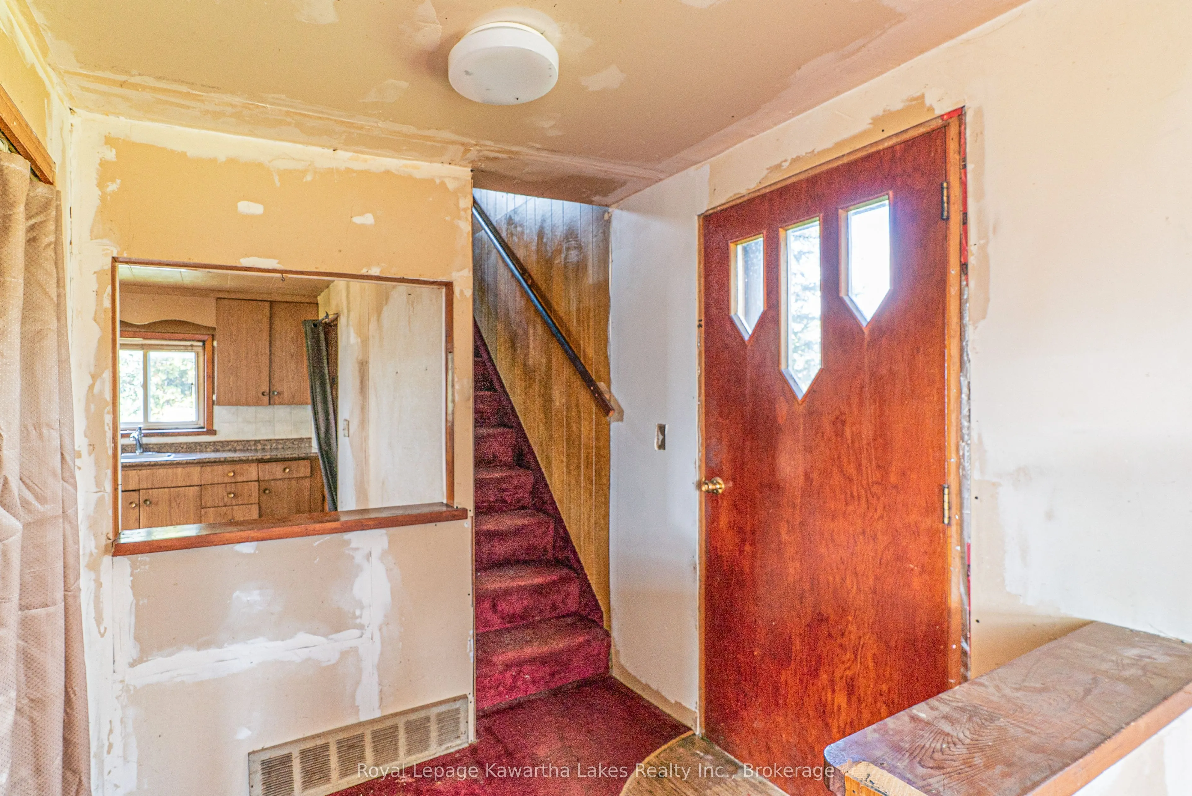 76 Long Beach Road