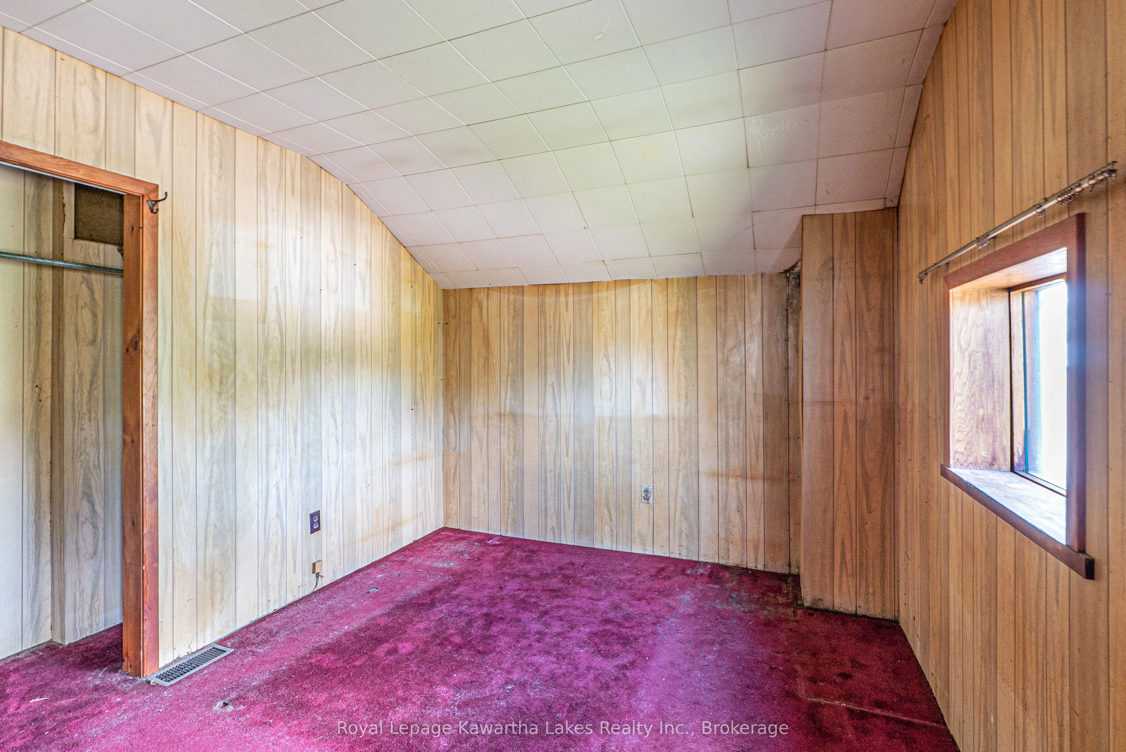 76 Long Beach Road