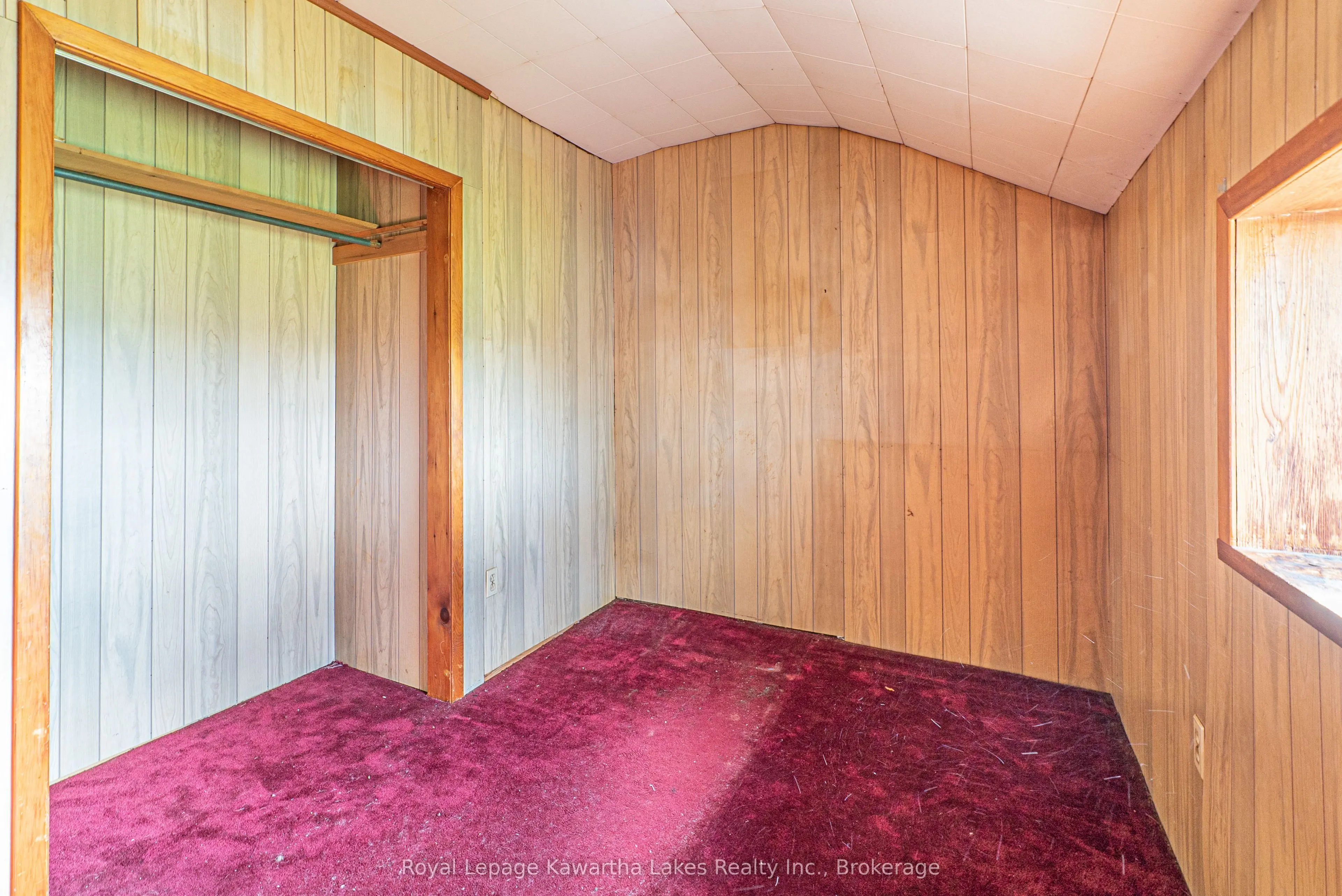 76 Long Beach Road