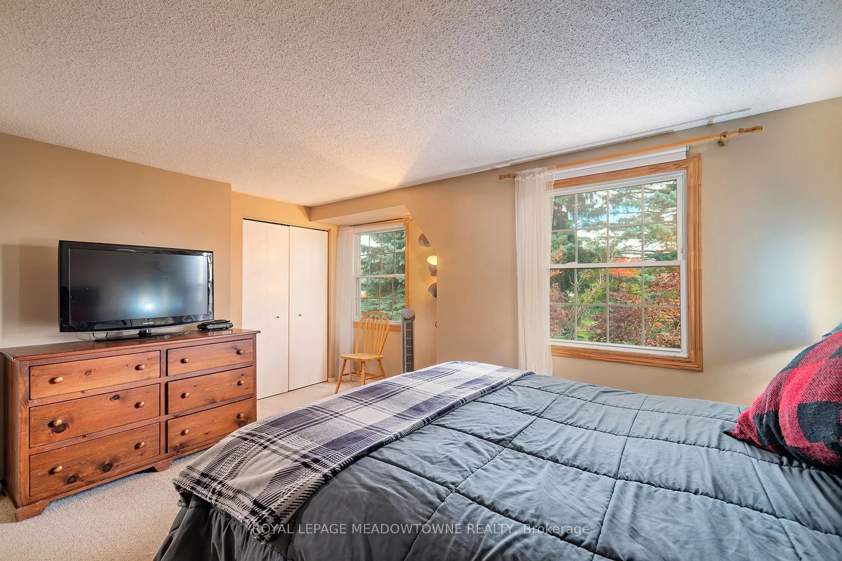 209 Elmira Road S