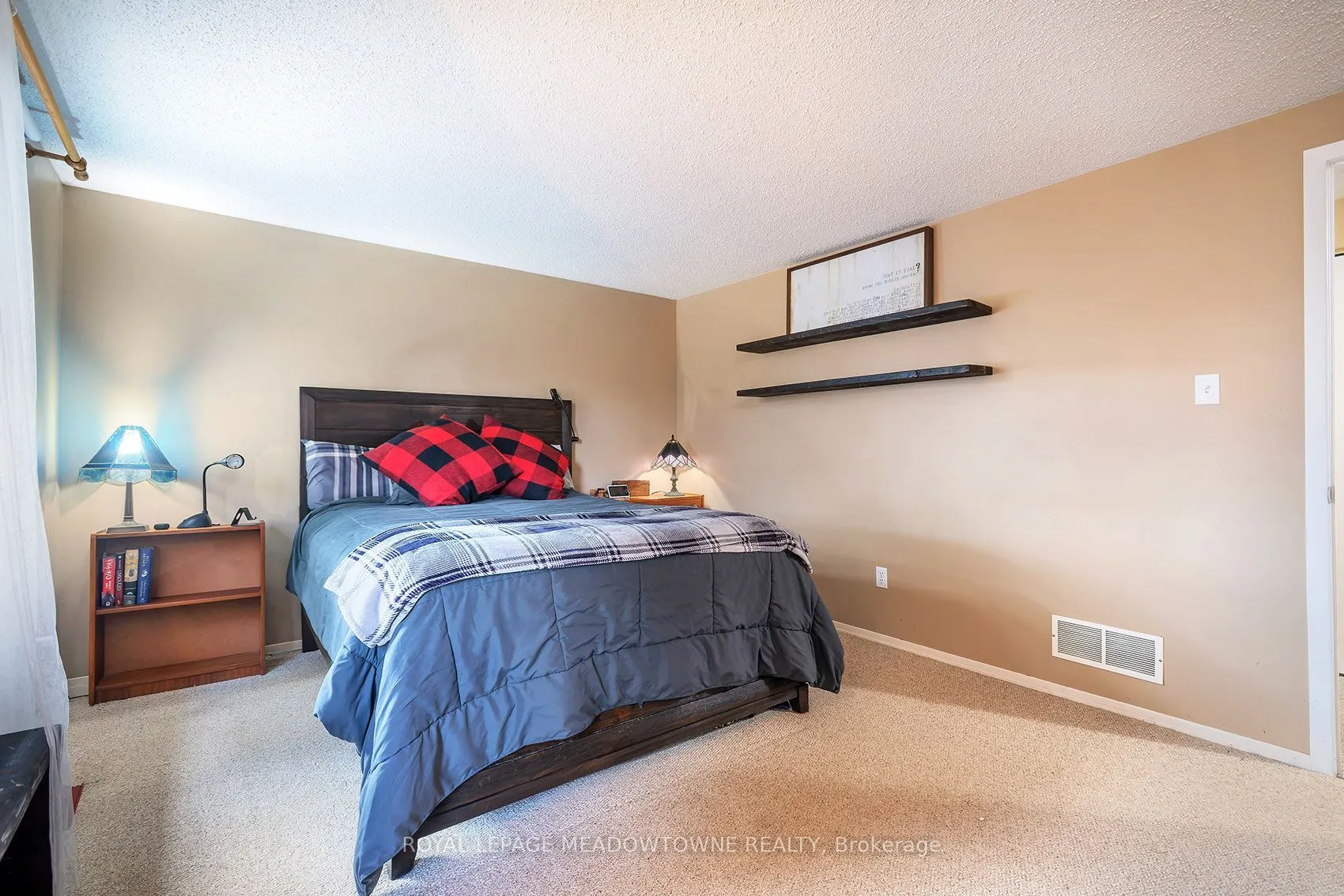 209 Elmira Road S