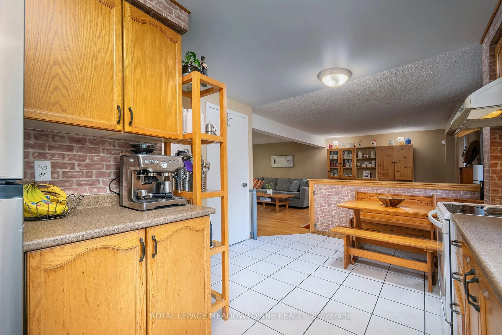 209 Elmira Road S