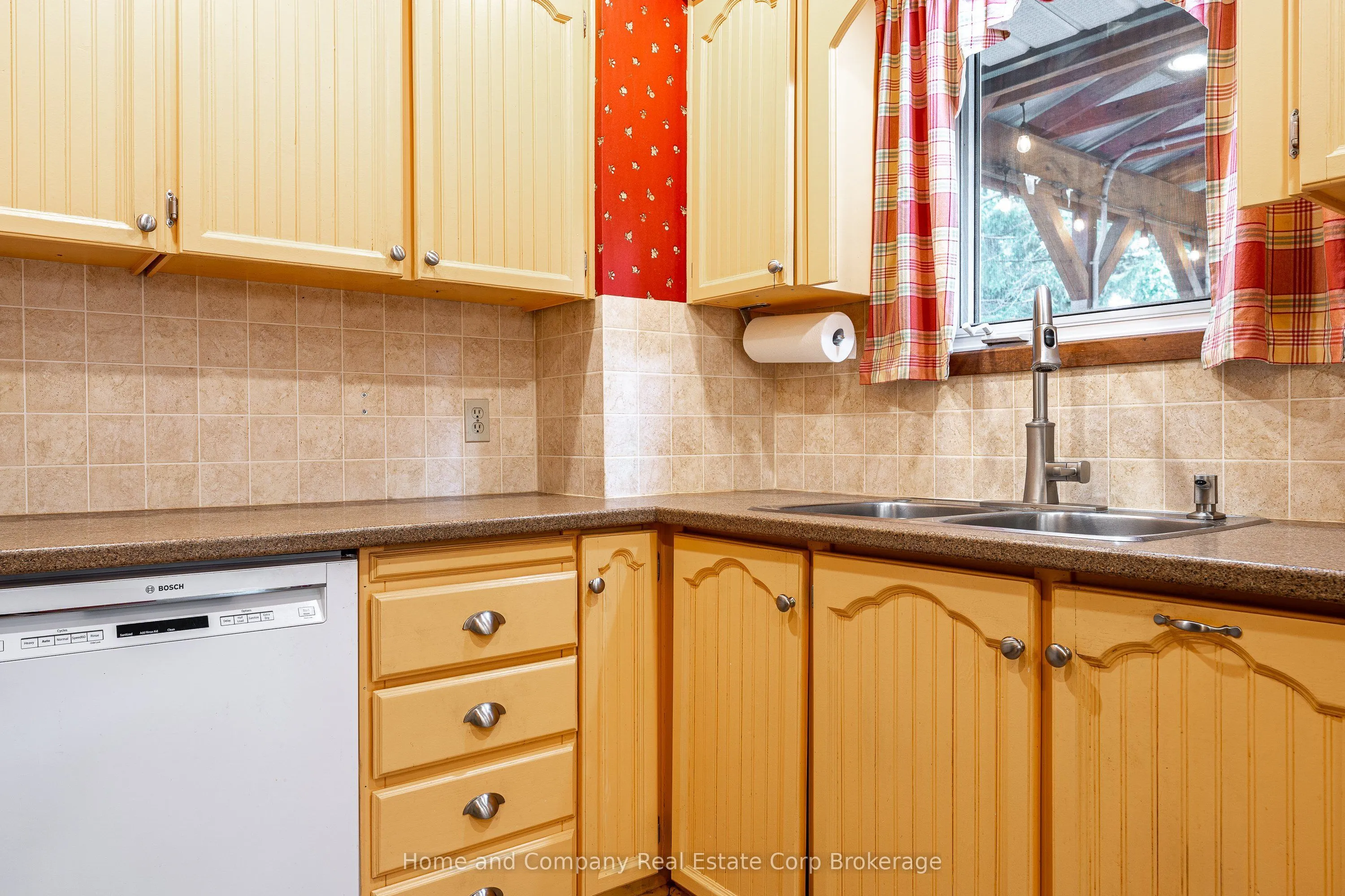 69 Nethercott Drive
