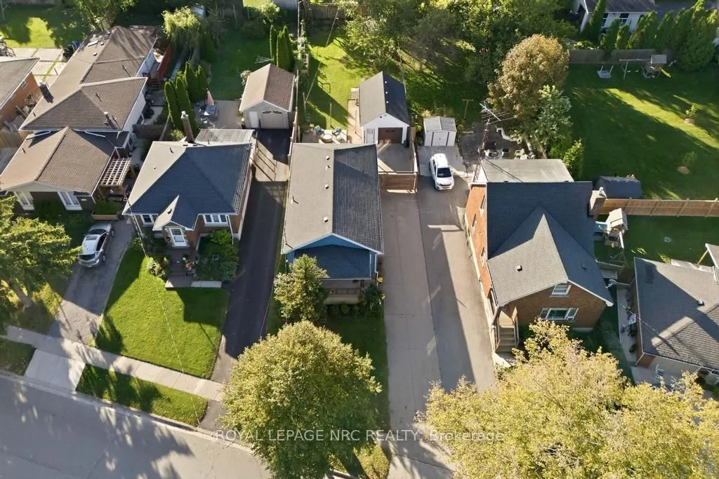 17 Wanda Road