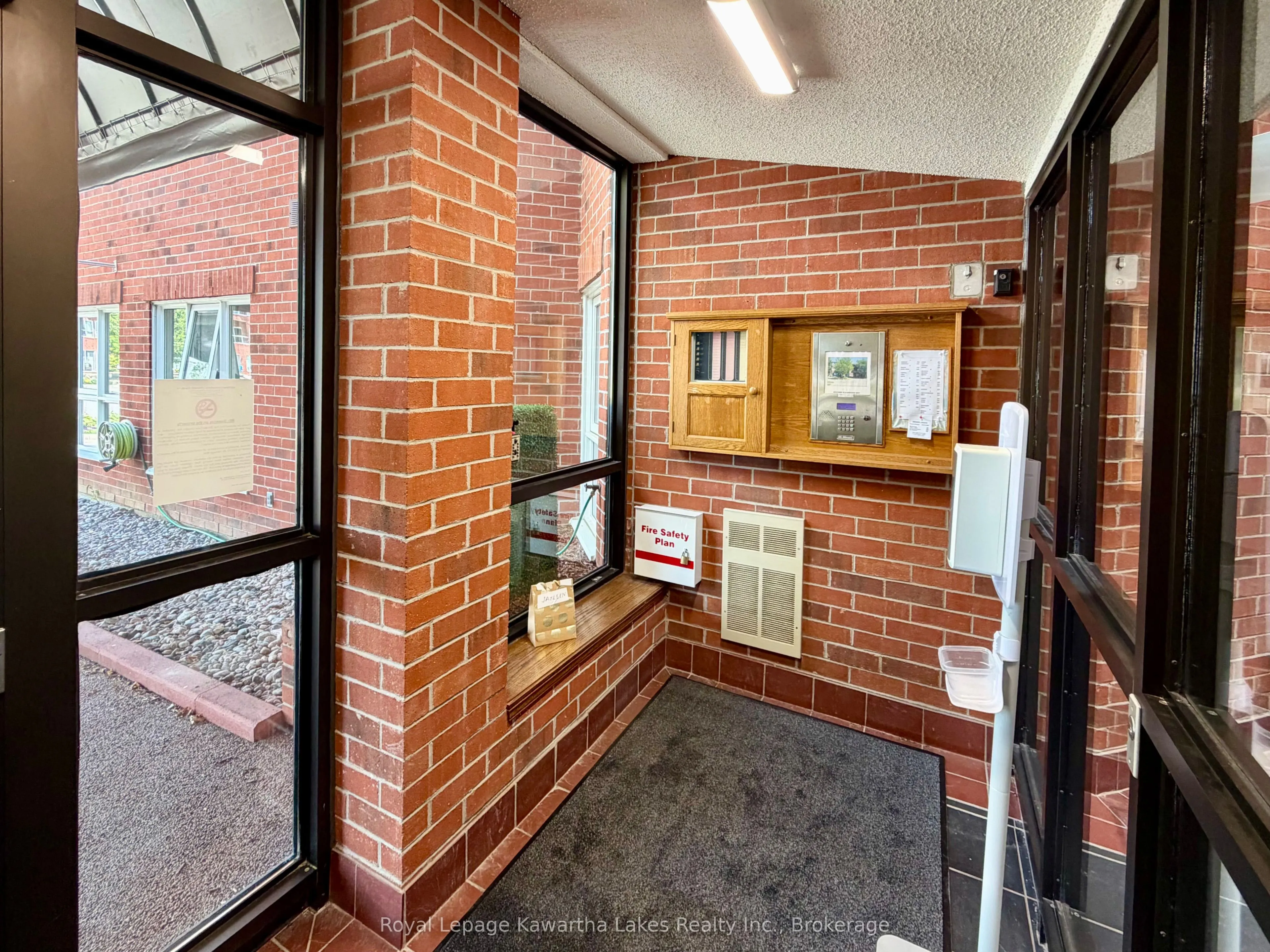 4 Heritage Way #303