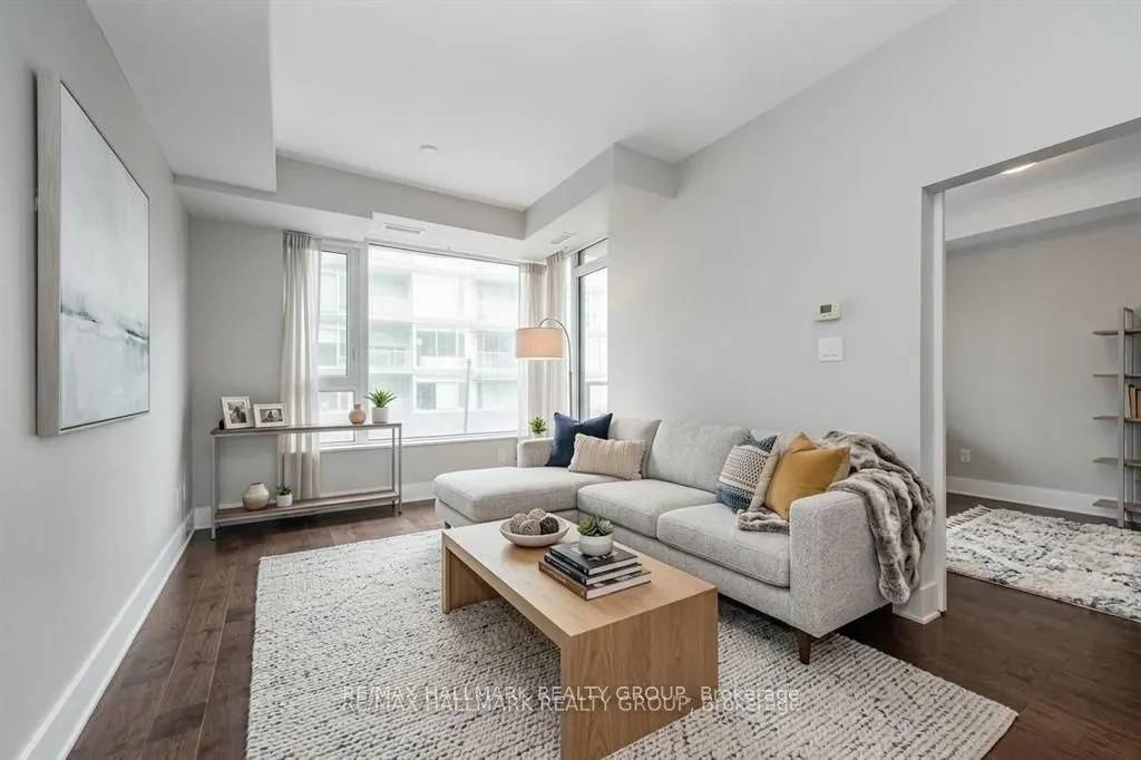 101 Richmond Road #319