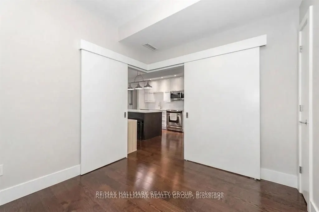 101 Richmond Road #319
