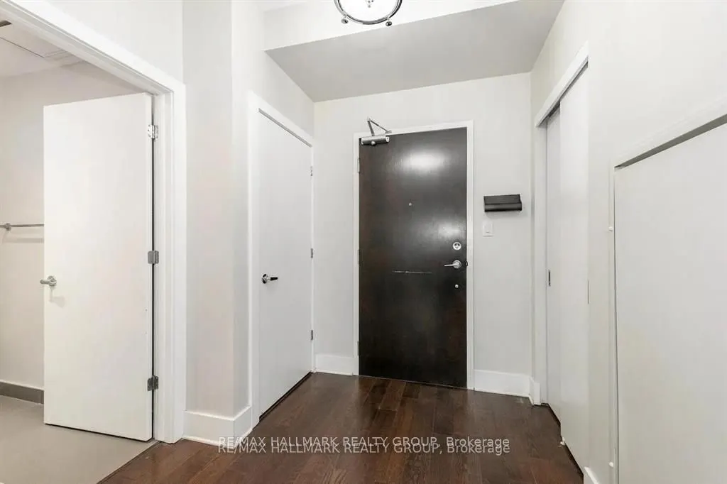 101 Richmond Road #319