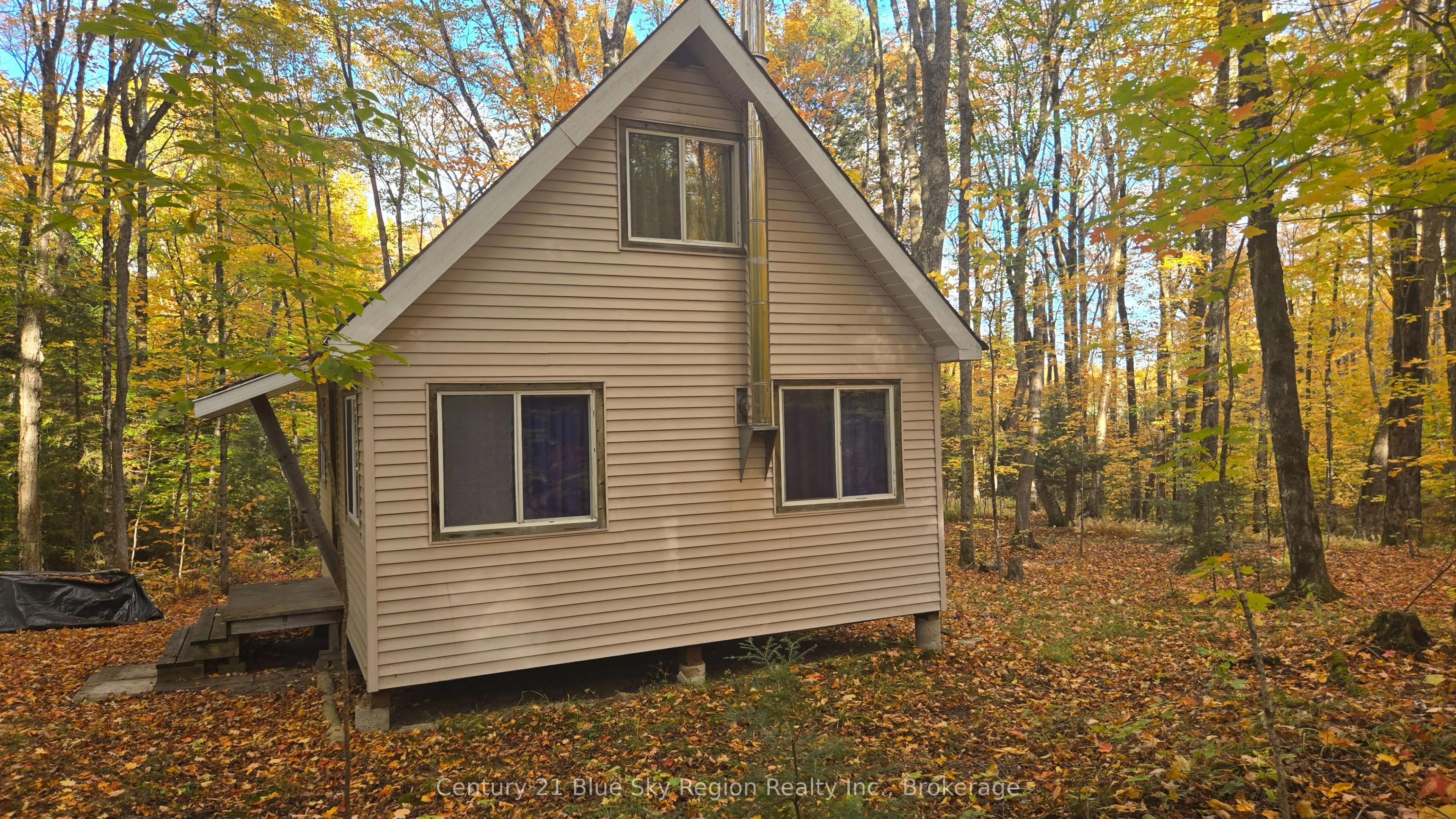 390 WOLFE LAKE Road