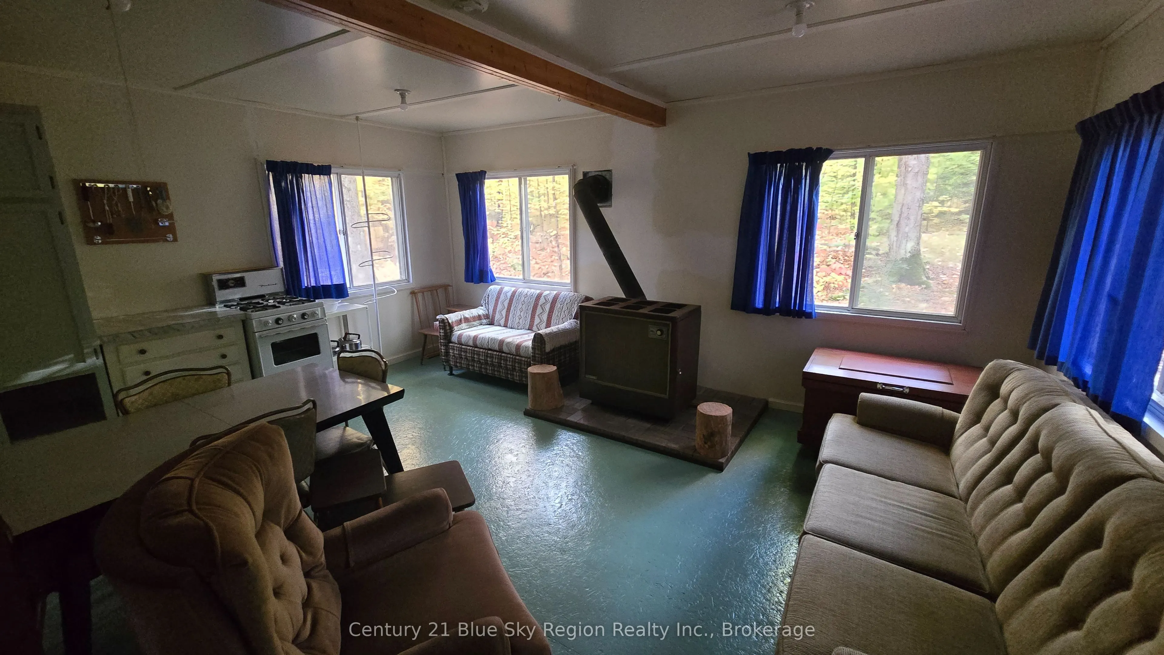 390 WOLFE LAKE Road