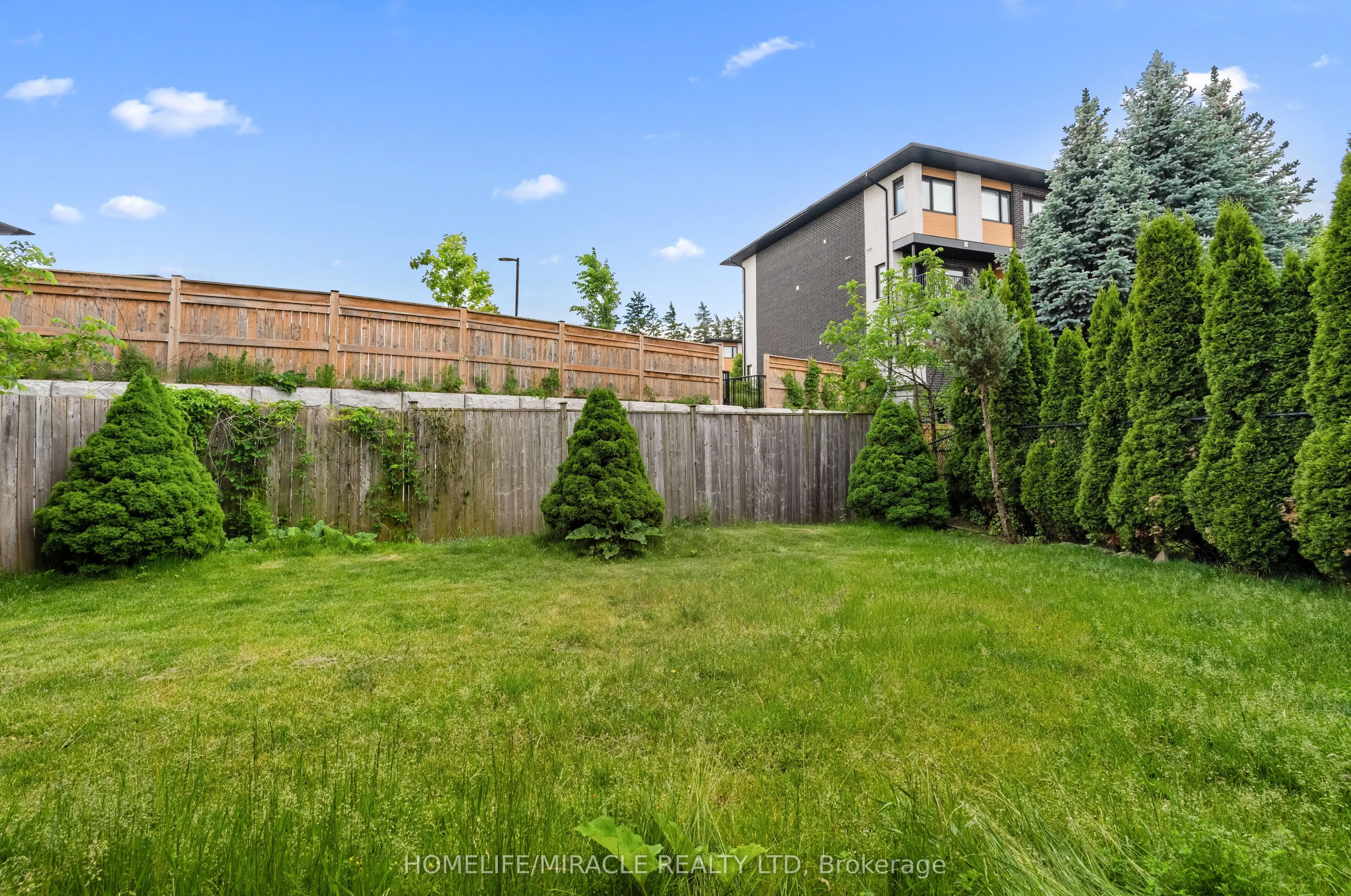 4 Clairfields Drive #Basement