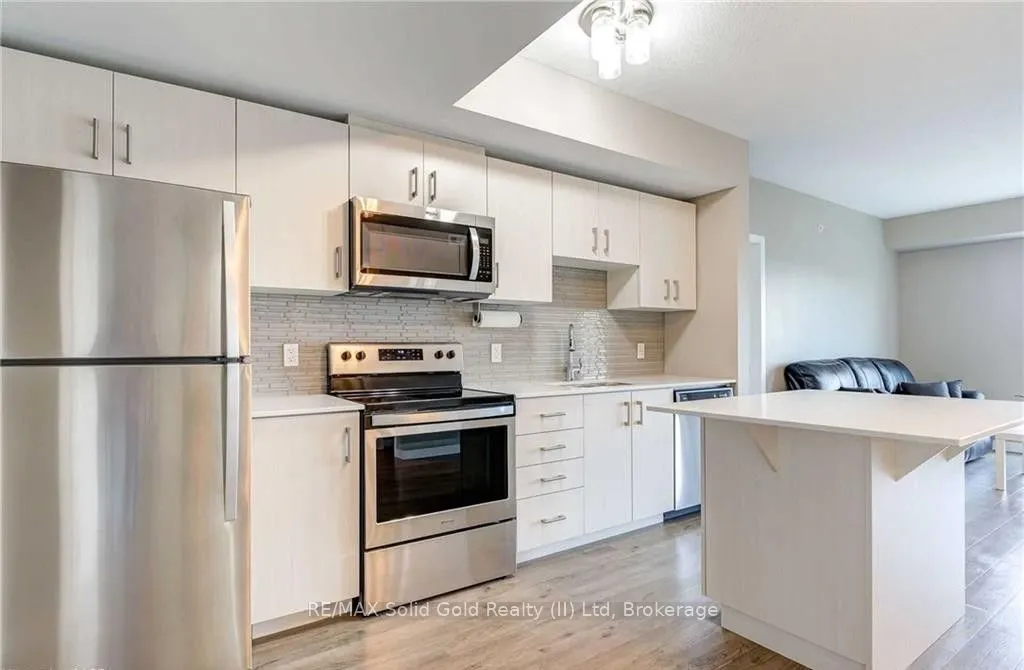 175 Commonwealth Street #401