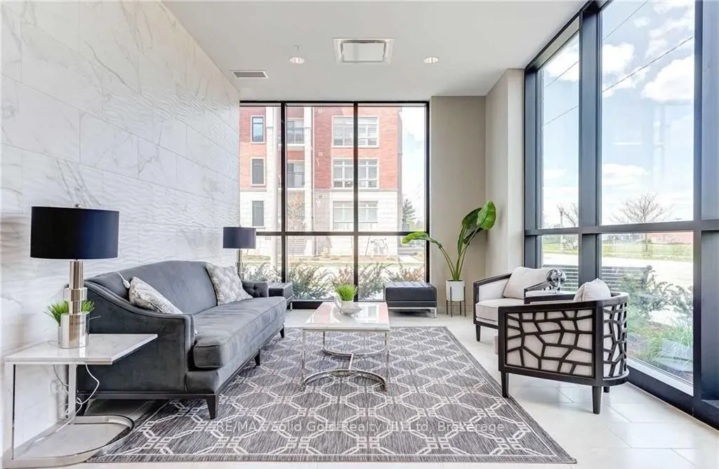 175 Commonwealth Street #401