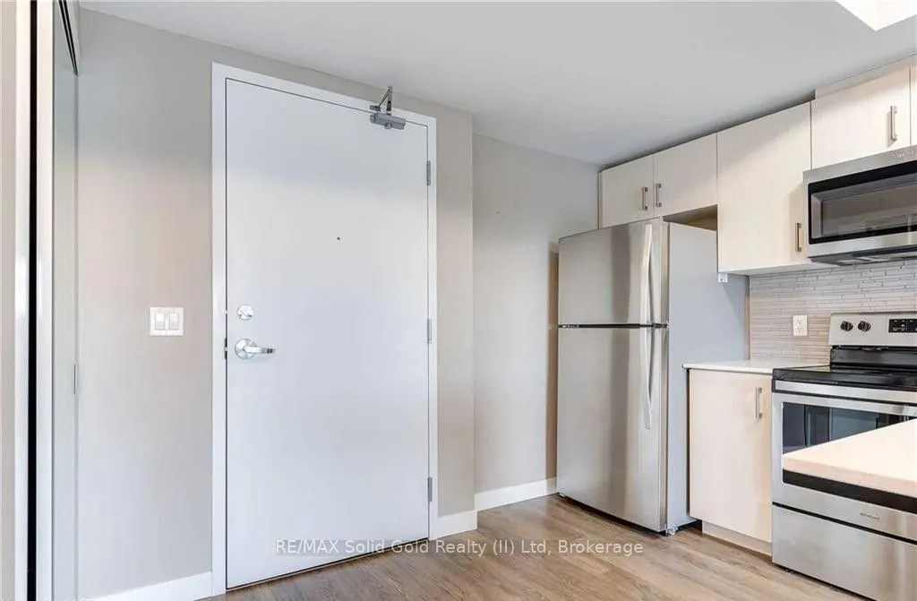 175 Commonwealth Street #401