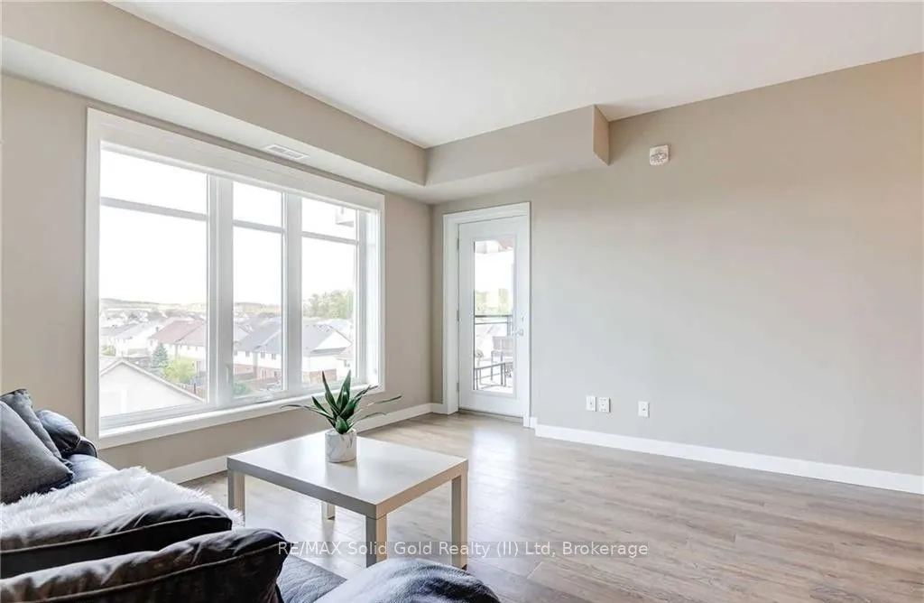 175 Commonwealth Street #401