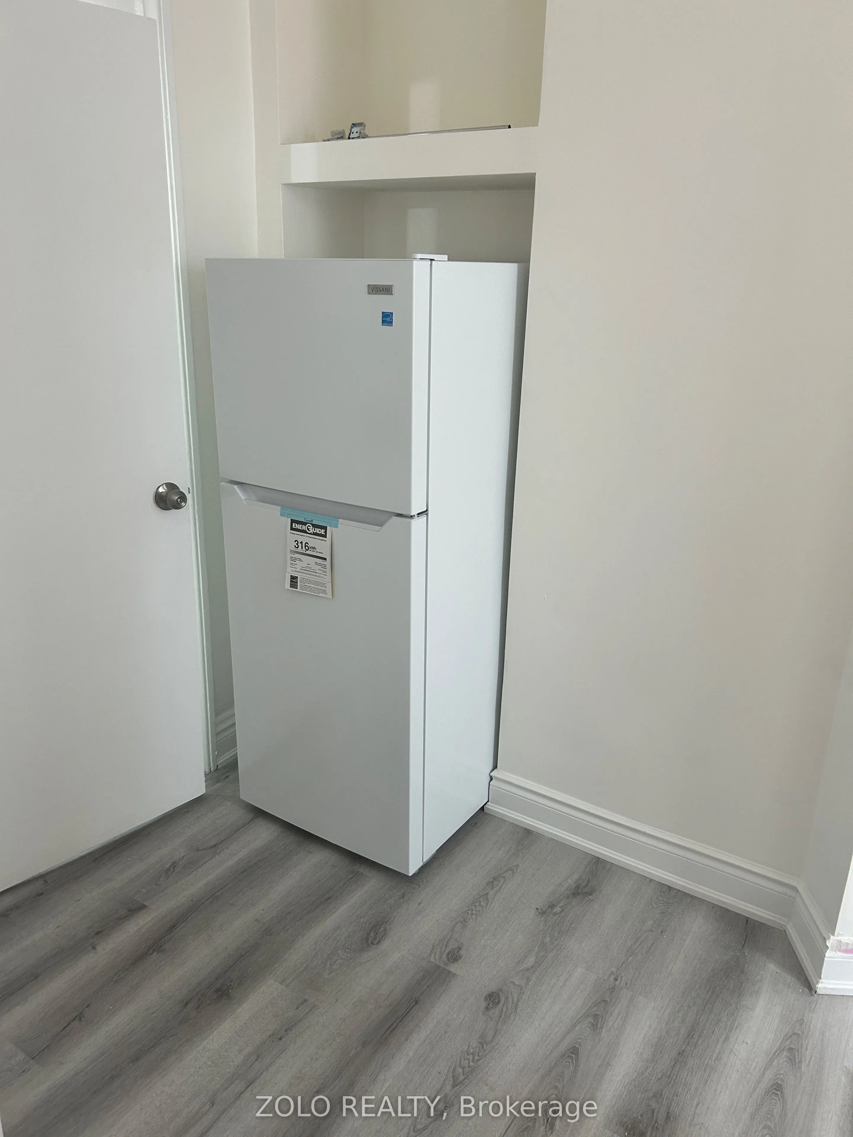 4299 Second Avenue #2