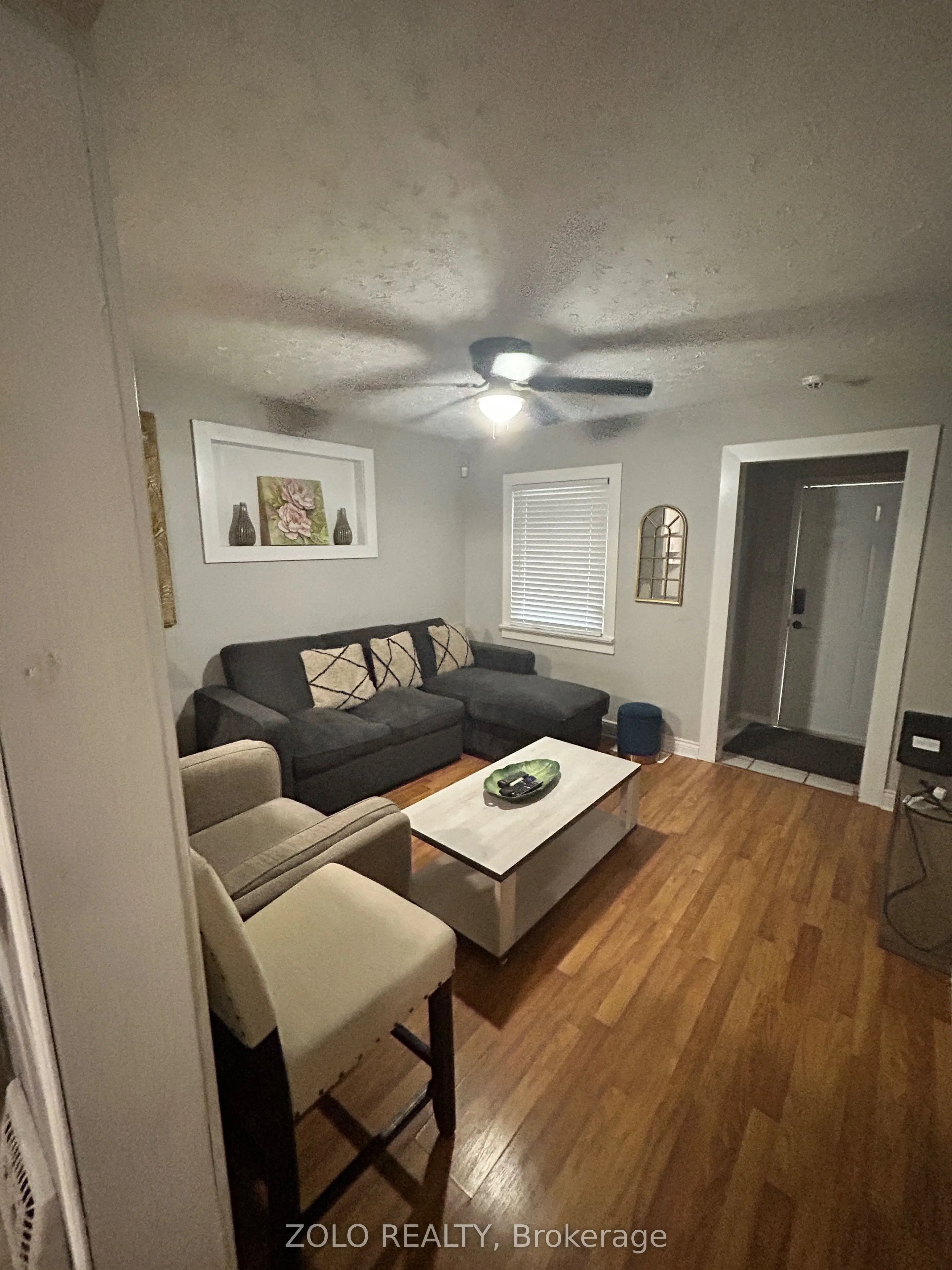 6325 Murray Street #Upper