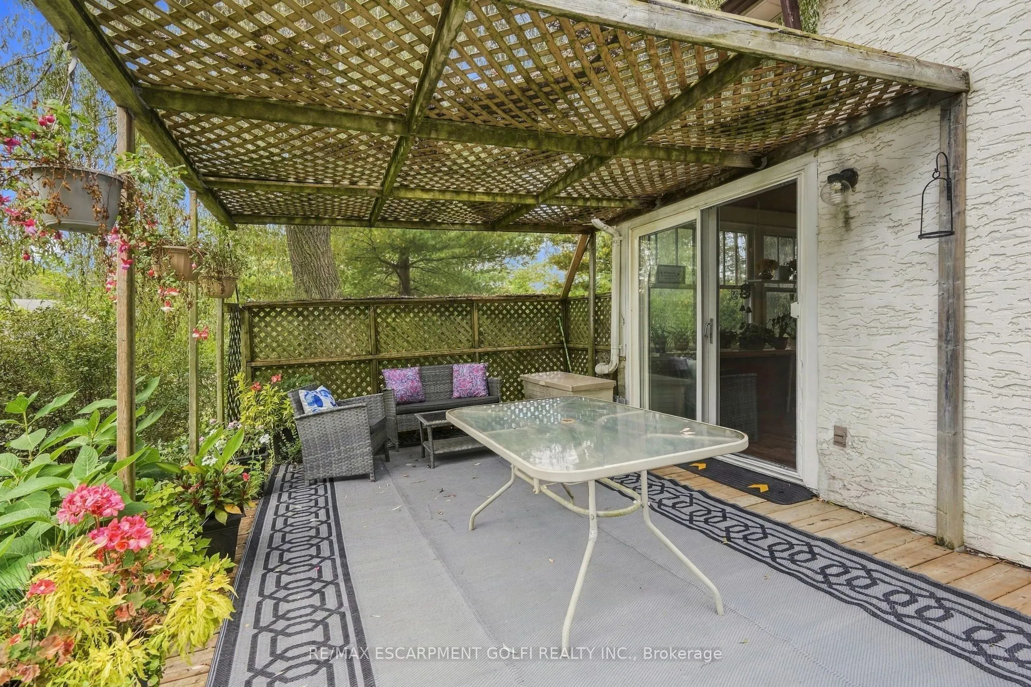 240 Canboro Road