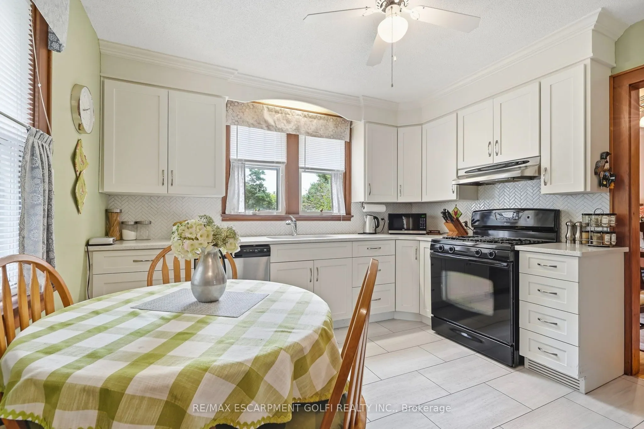 240 Canboro Road