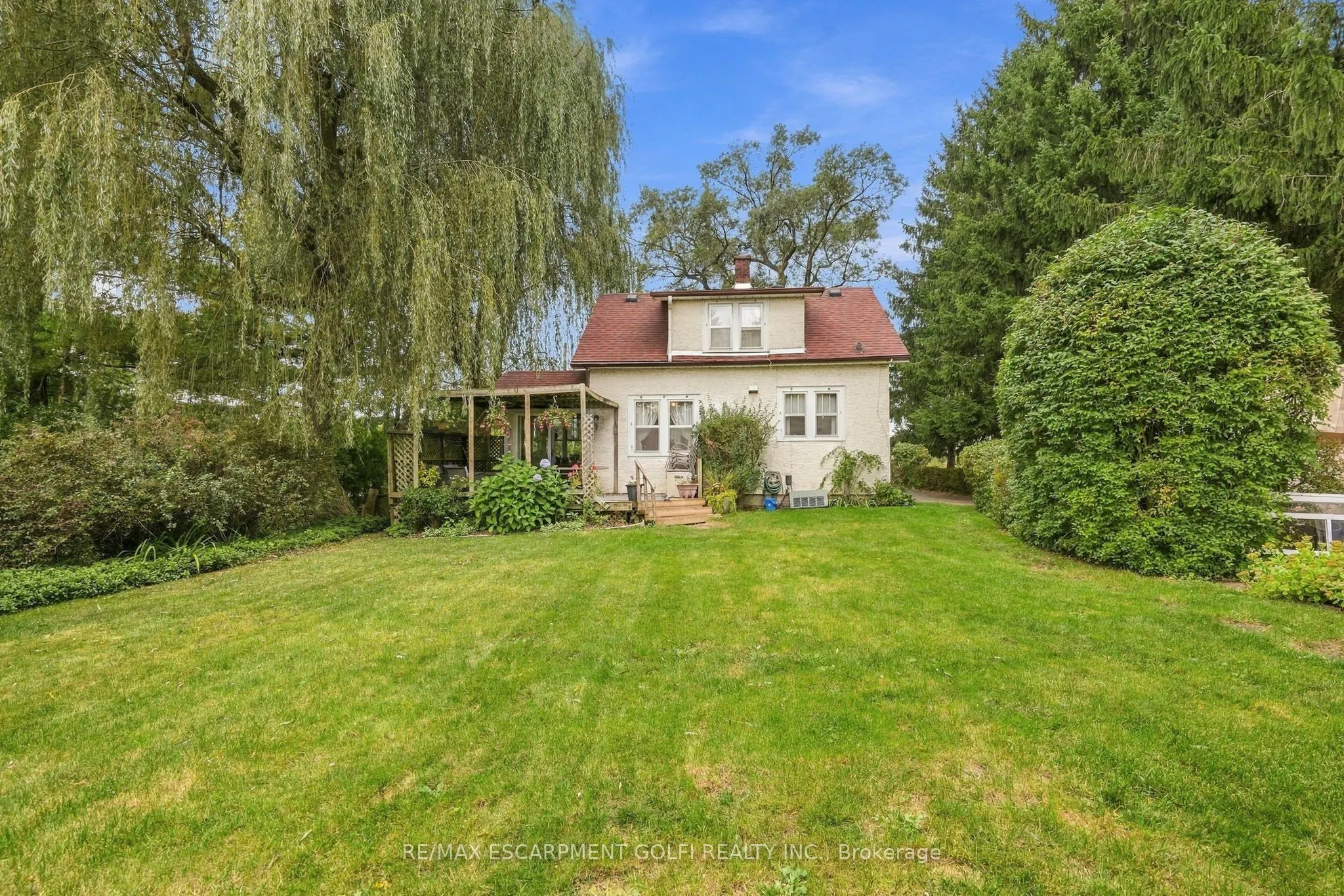 240 Canboro Road