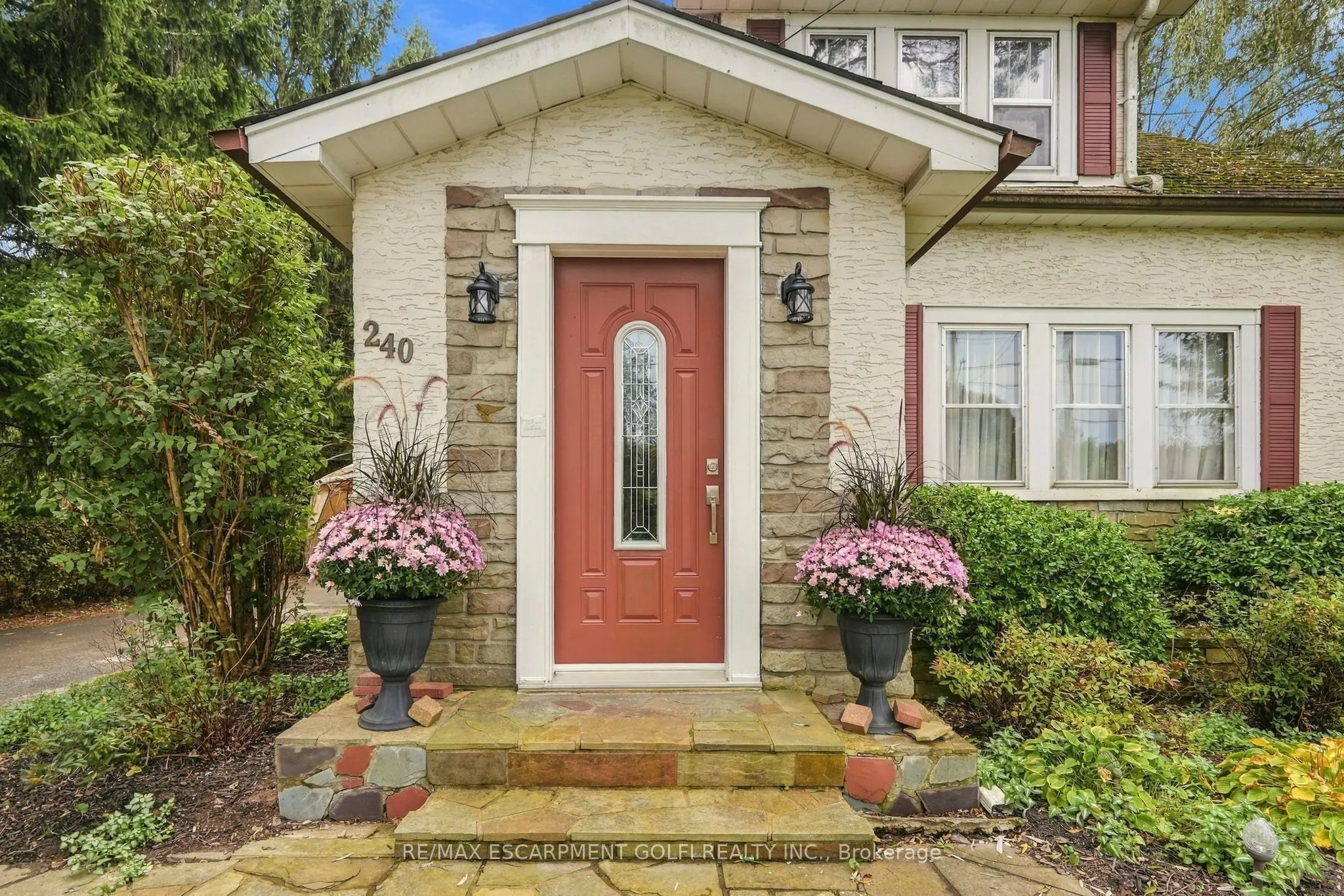 240 Canboro Road