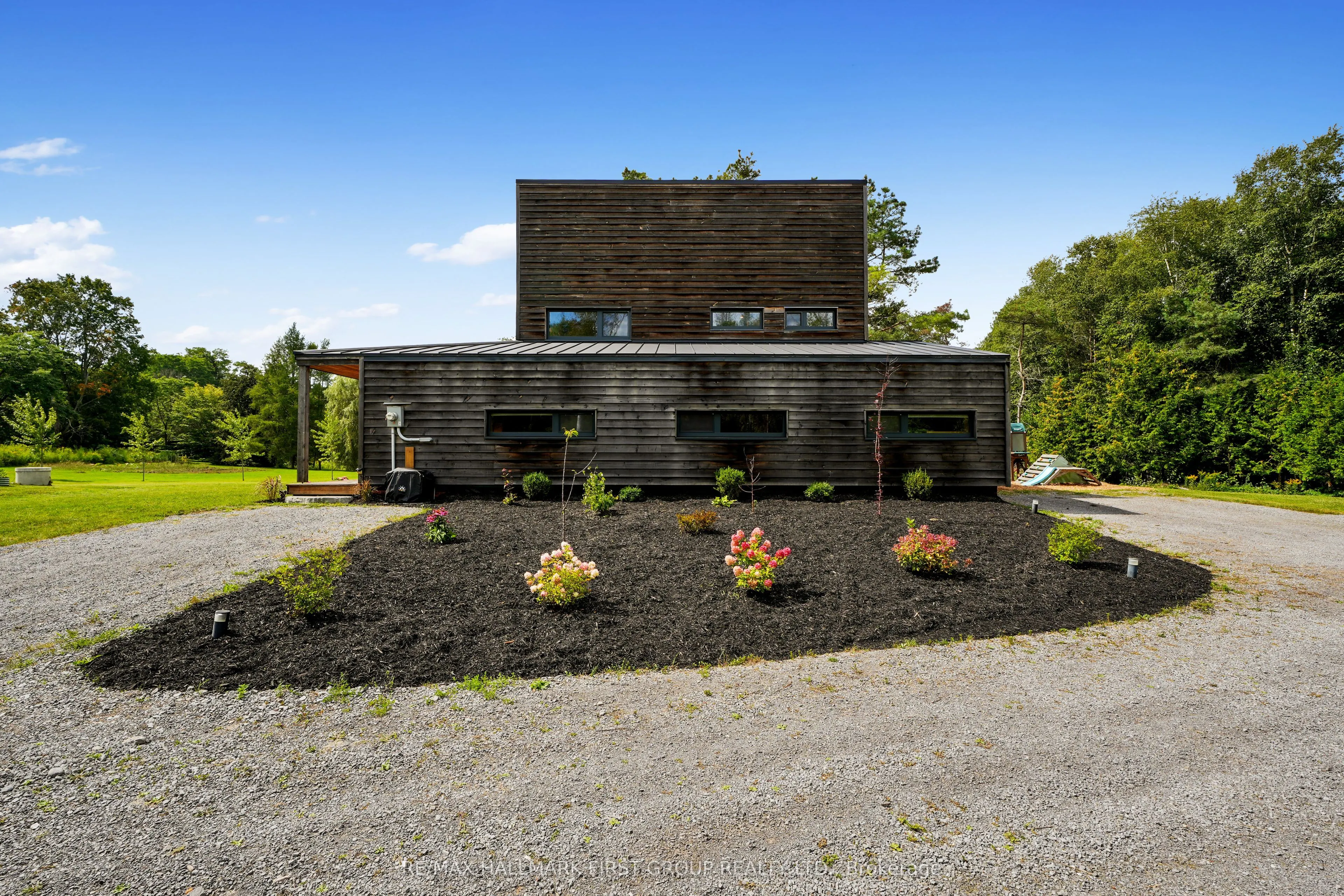 230 Lakeport Road