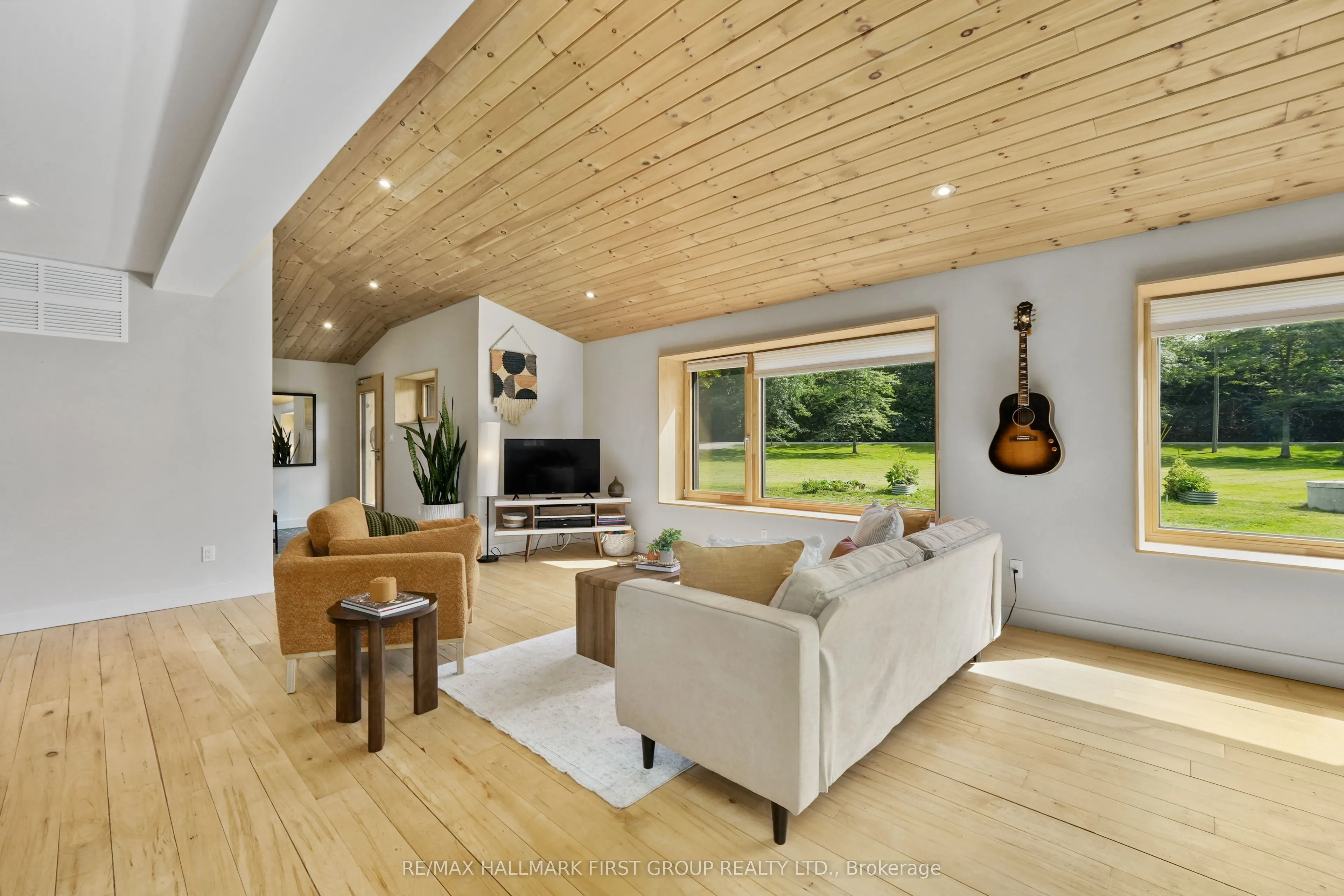 230 Lakeport Road