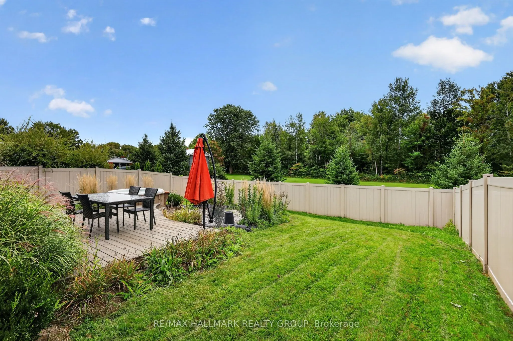 206 Pioneer Road