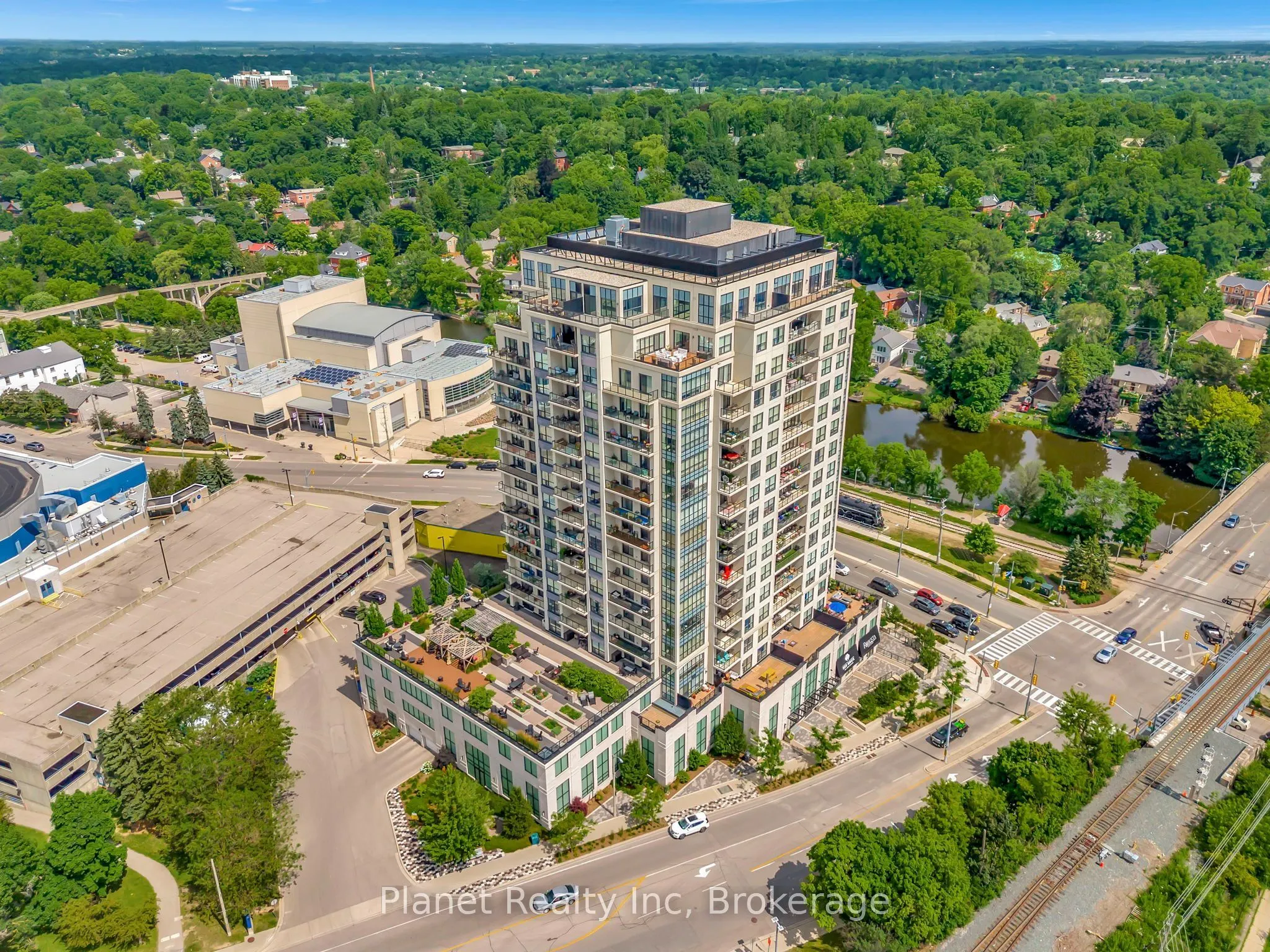 160 Macdonell Street #508
