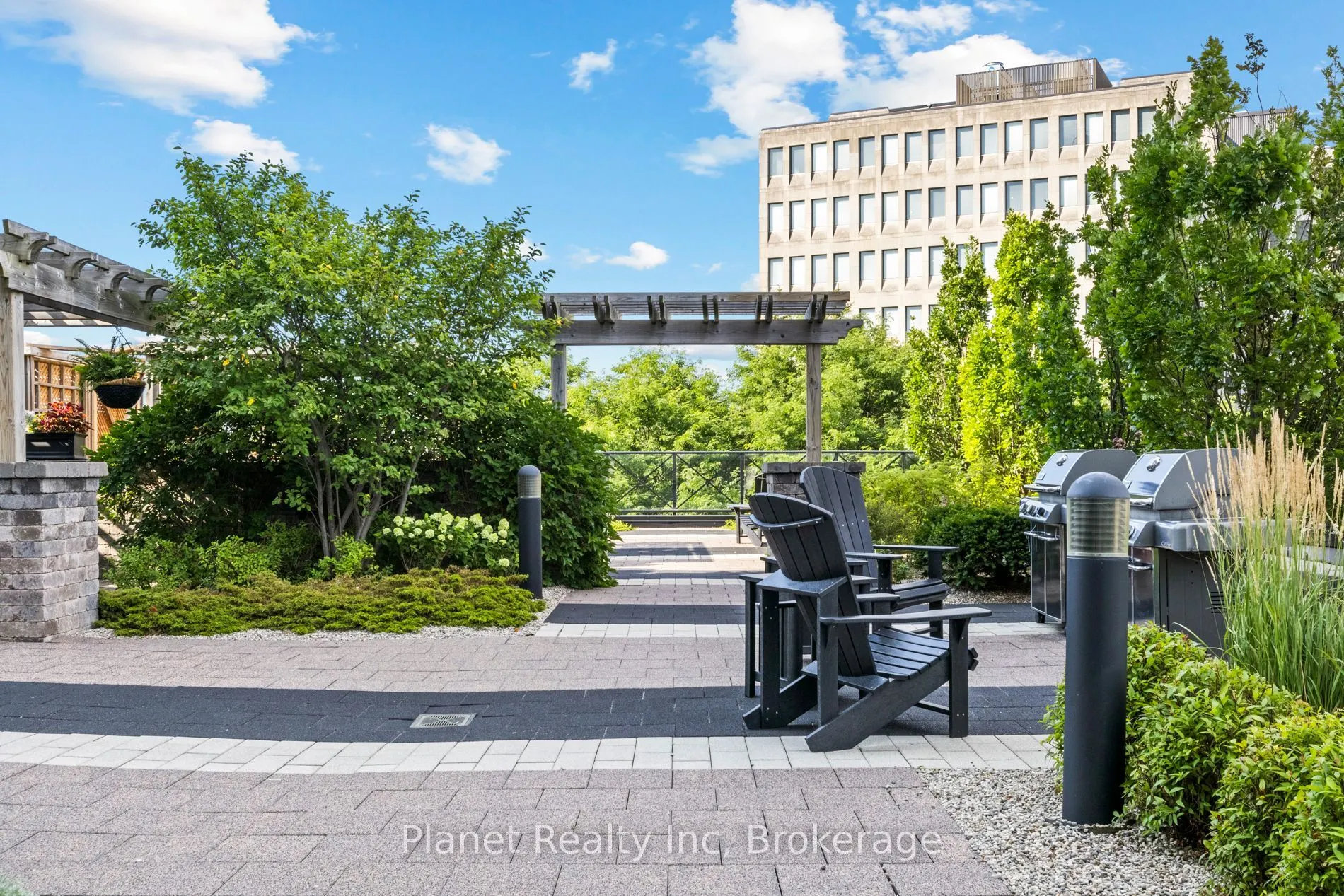 160 Macdonell Street #508