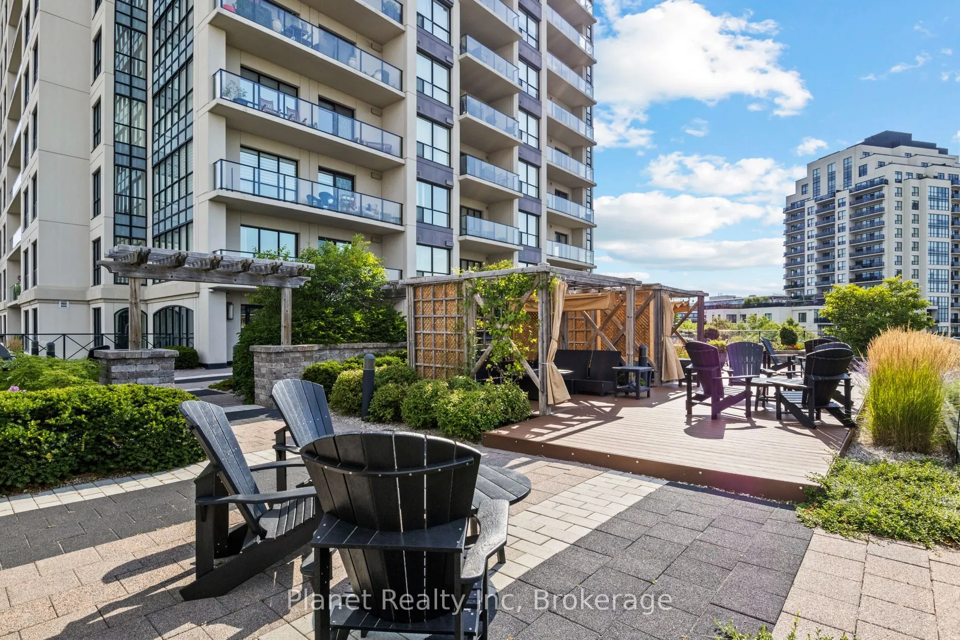 160 Macdonell Street #508