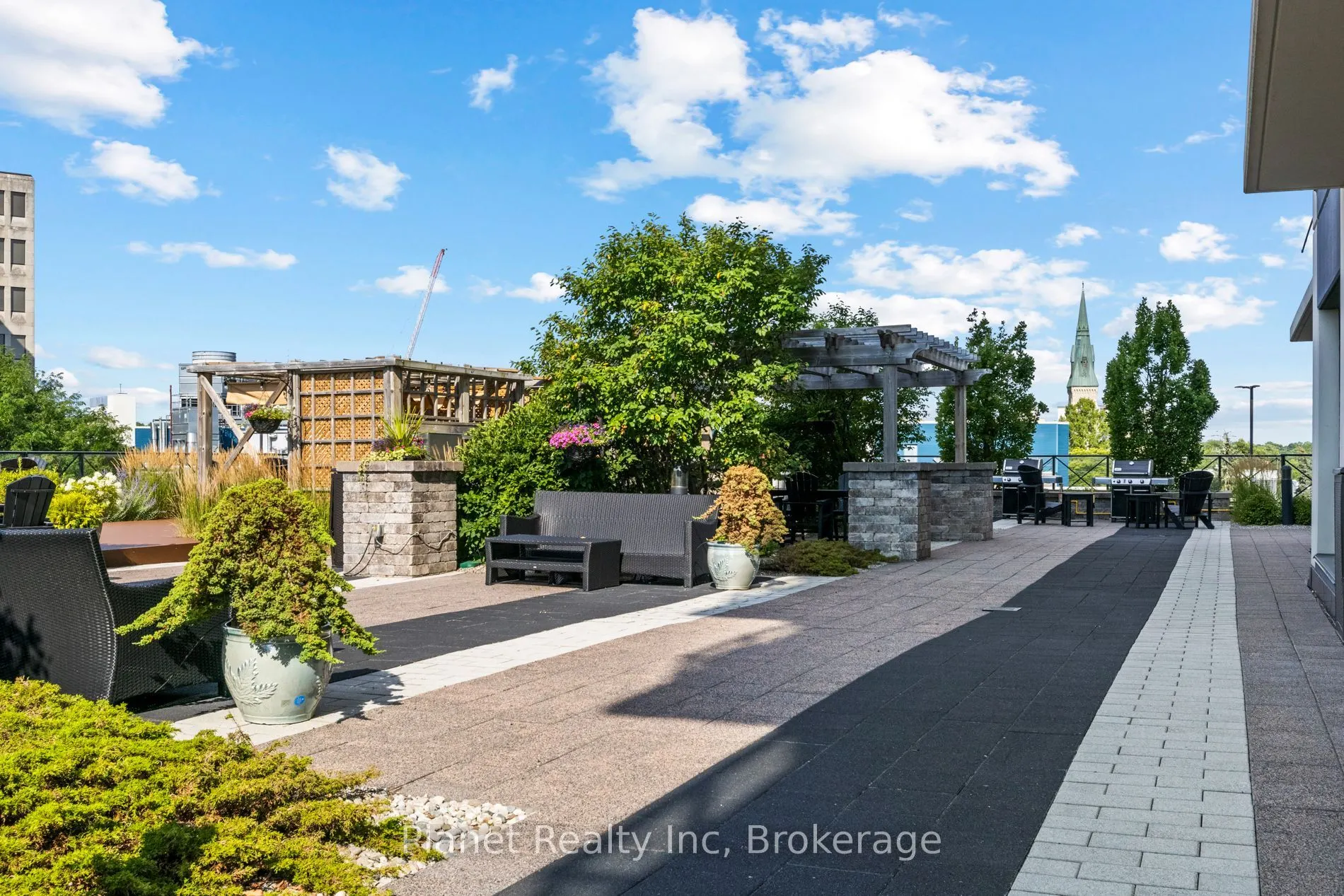 160 Macdonell Street #508