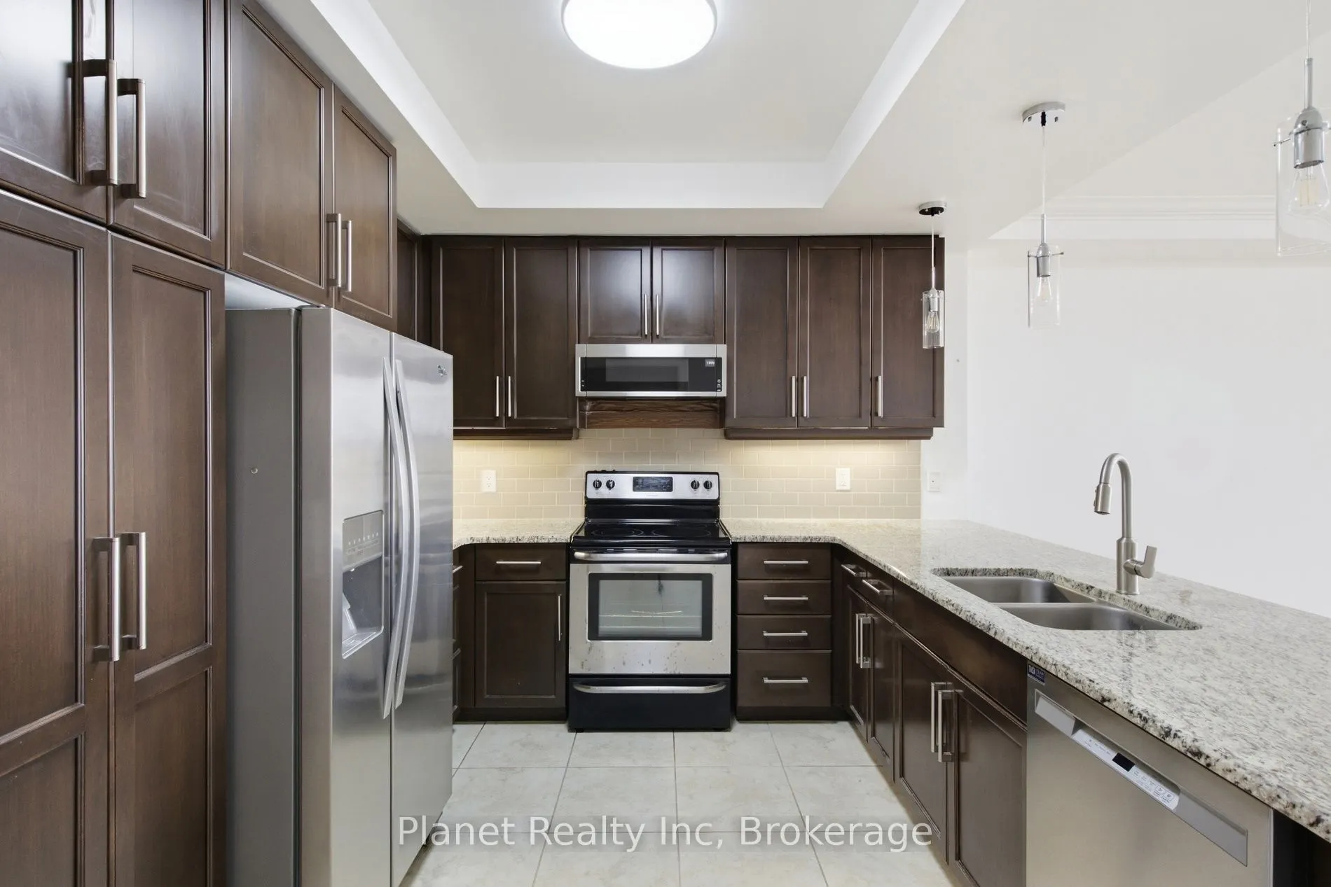 160 Macdonell Street #508