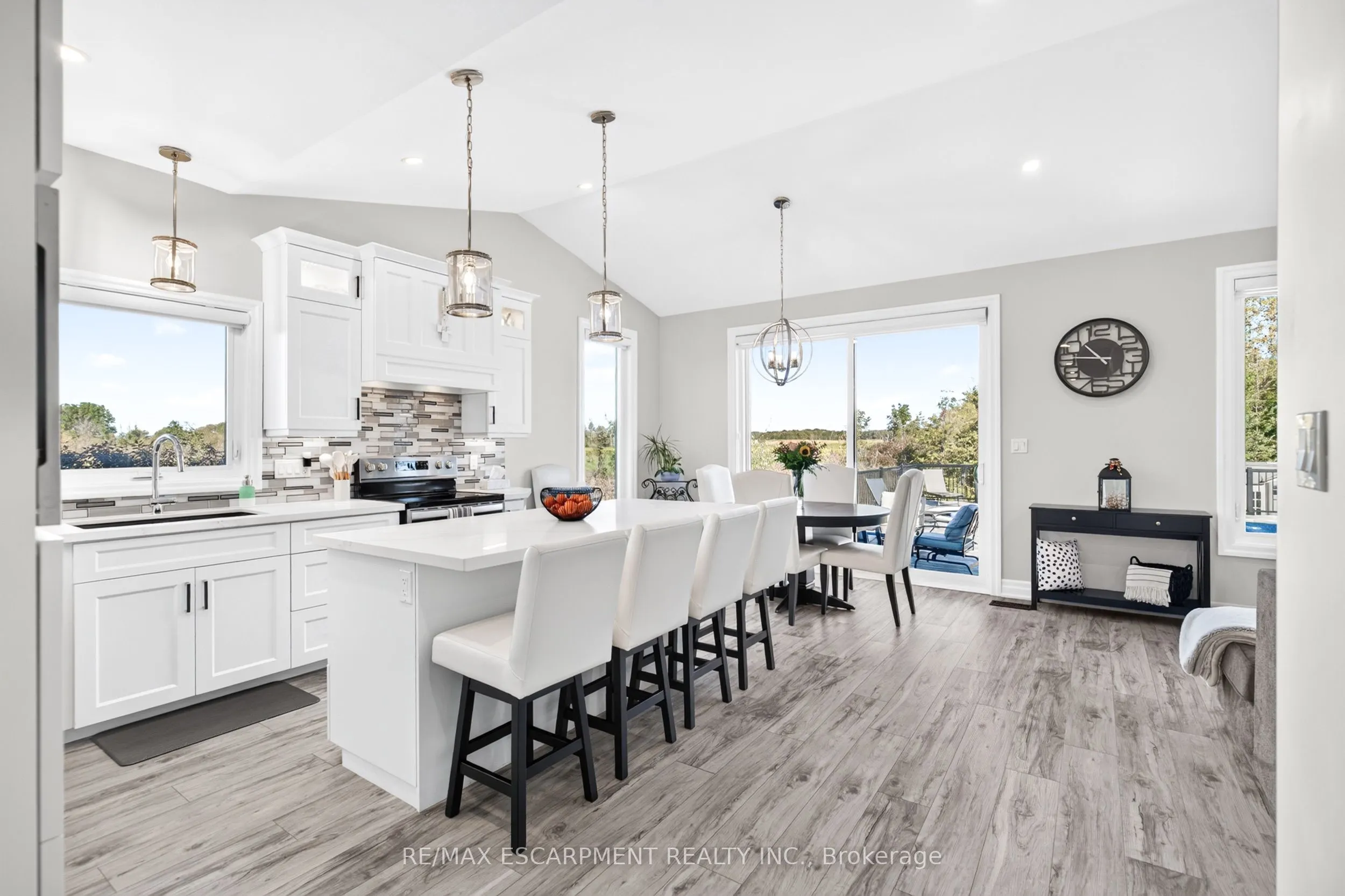 4237 Manson Lane