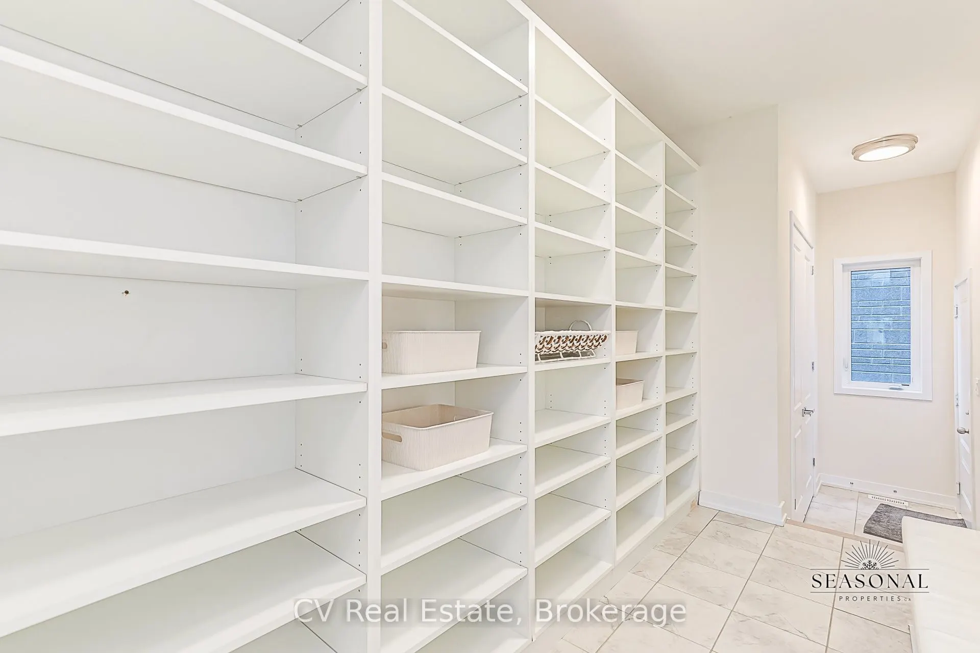 157 Springside Crescent