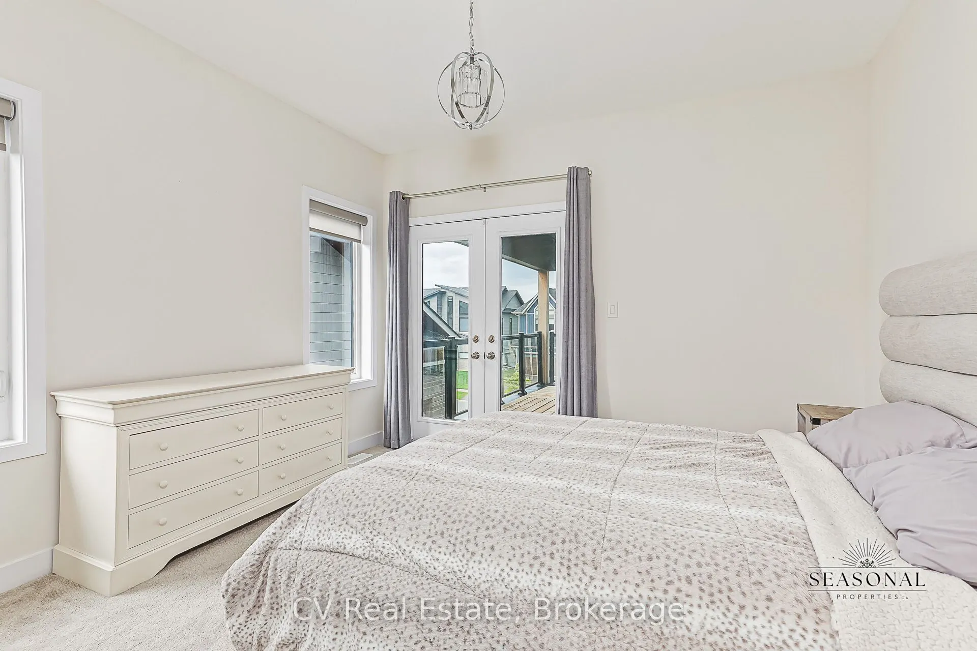 157 Springside Crescent