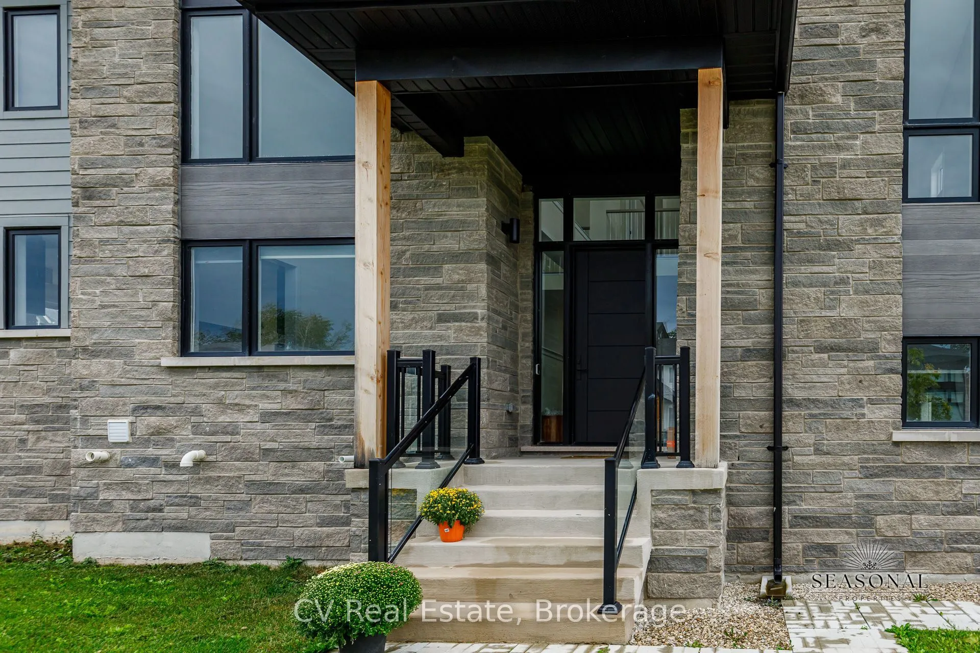 157 Springside Crescent