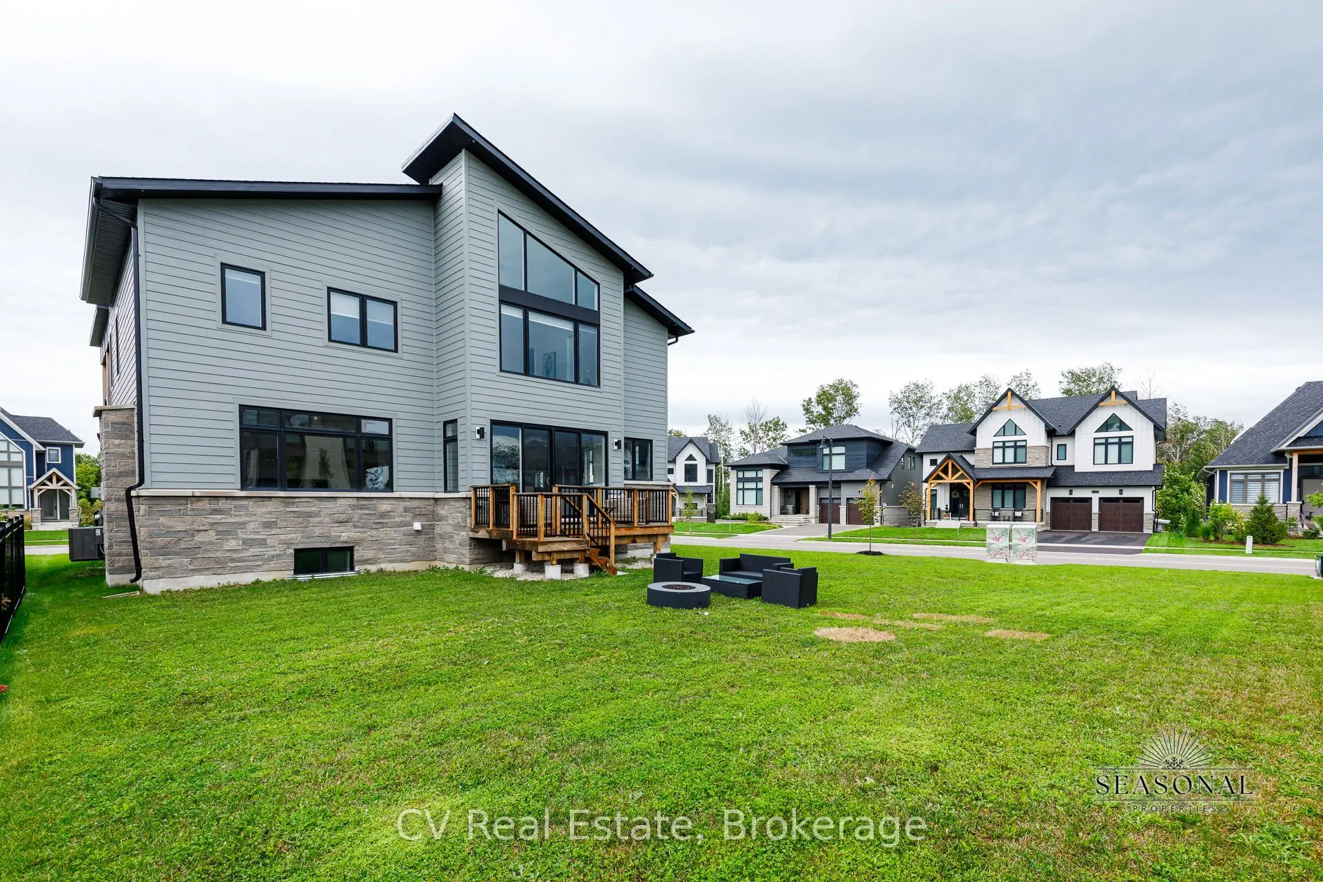 157 Springside Crescent