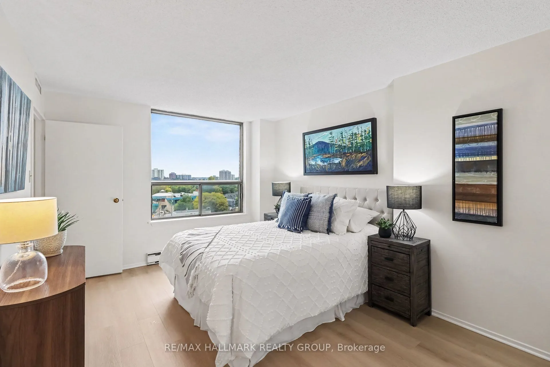 200 Lafontaine Avenue #902