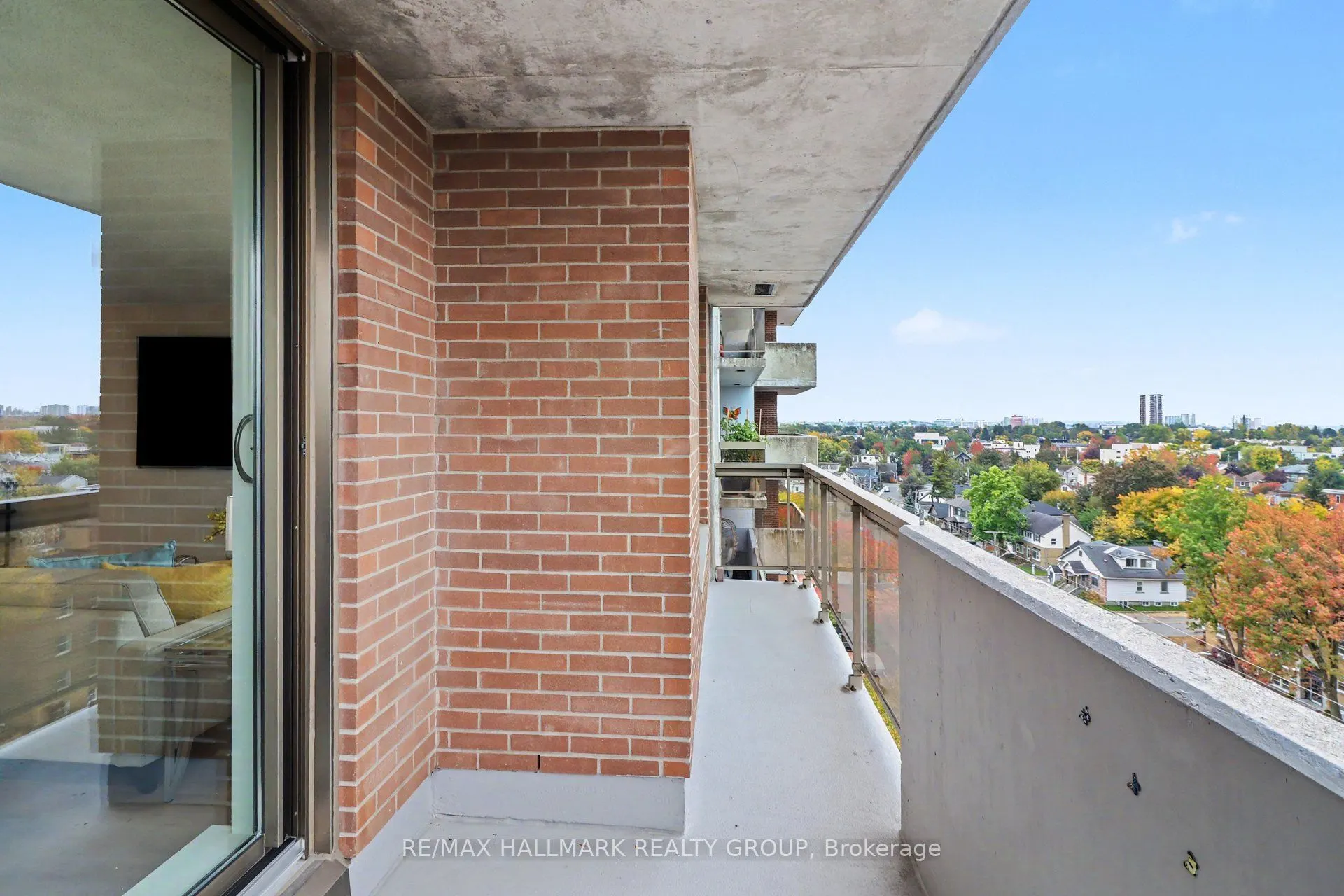 200 Lafontaine Avenue #902