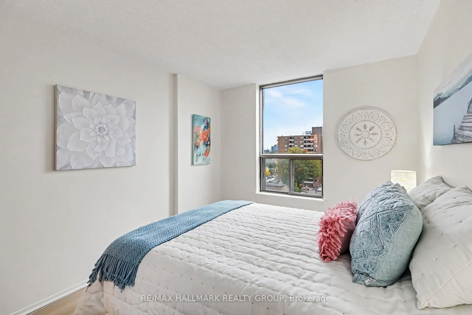 200 Lafontaine Avenue #902