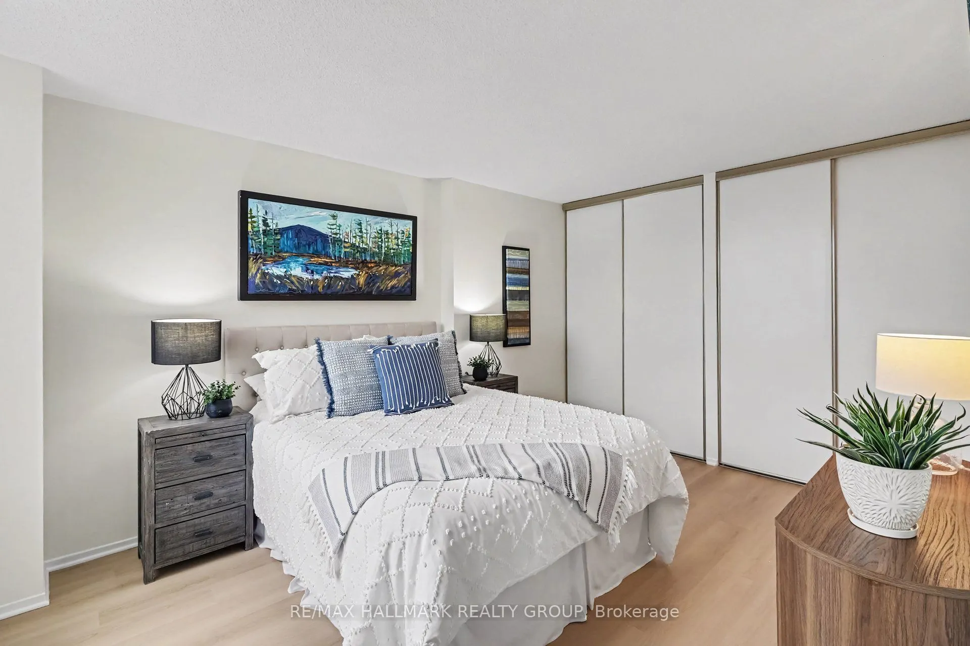 200 Lafontaine Avenue #902